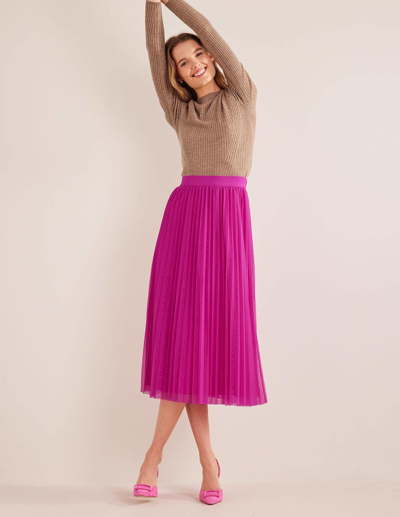 Boden pink top pleated skirt