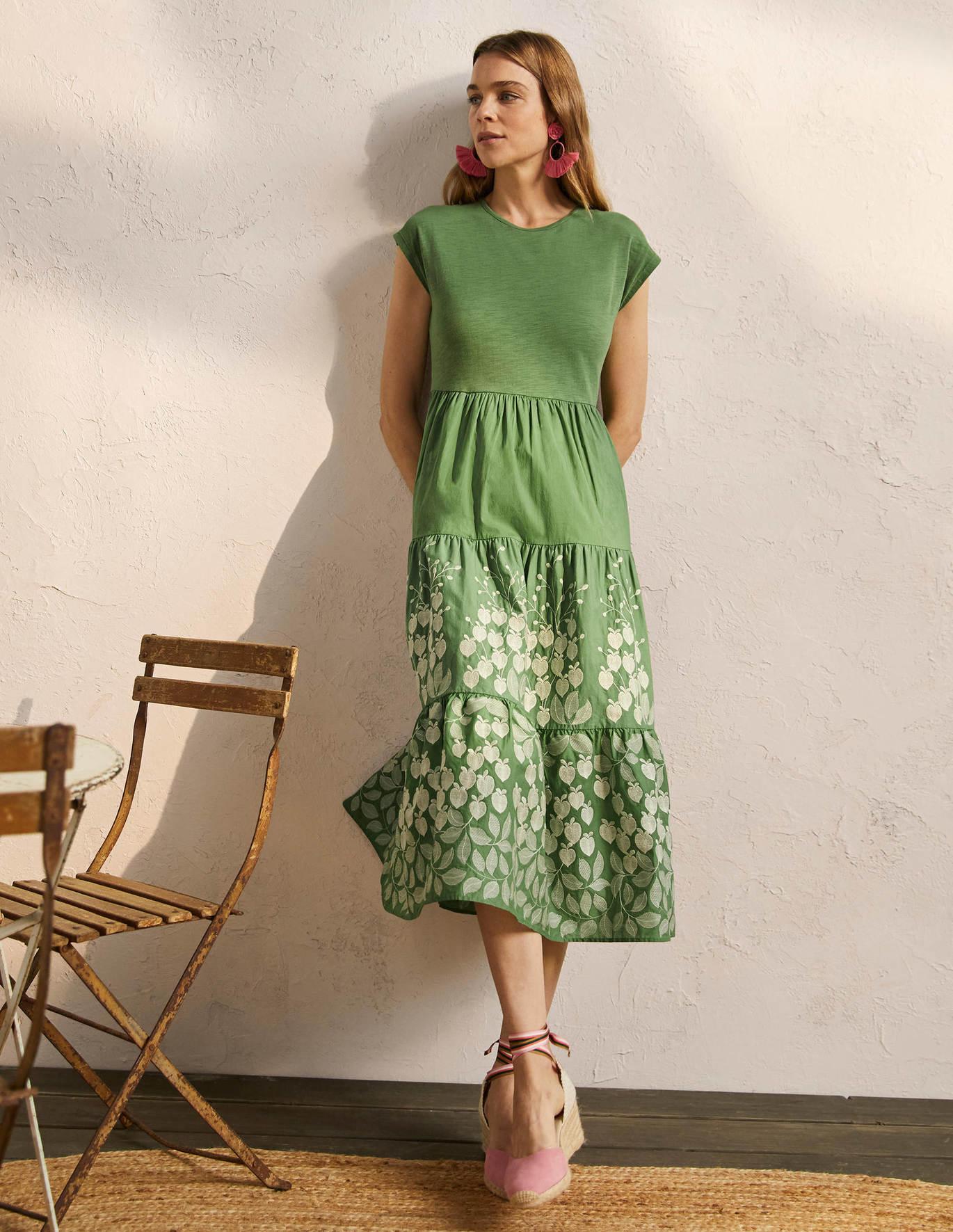 Boden Embroidered Tiered Midi Dress English Ivy Embroidery in Green | Lyst