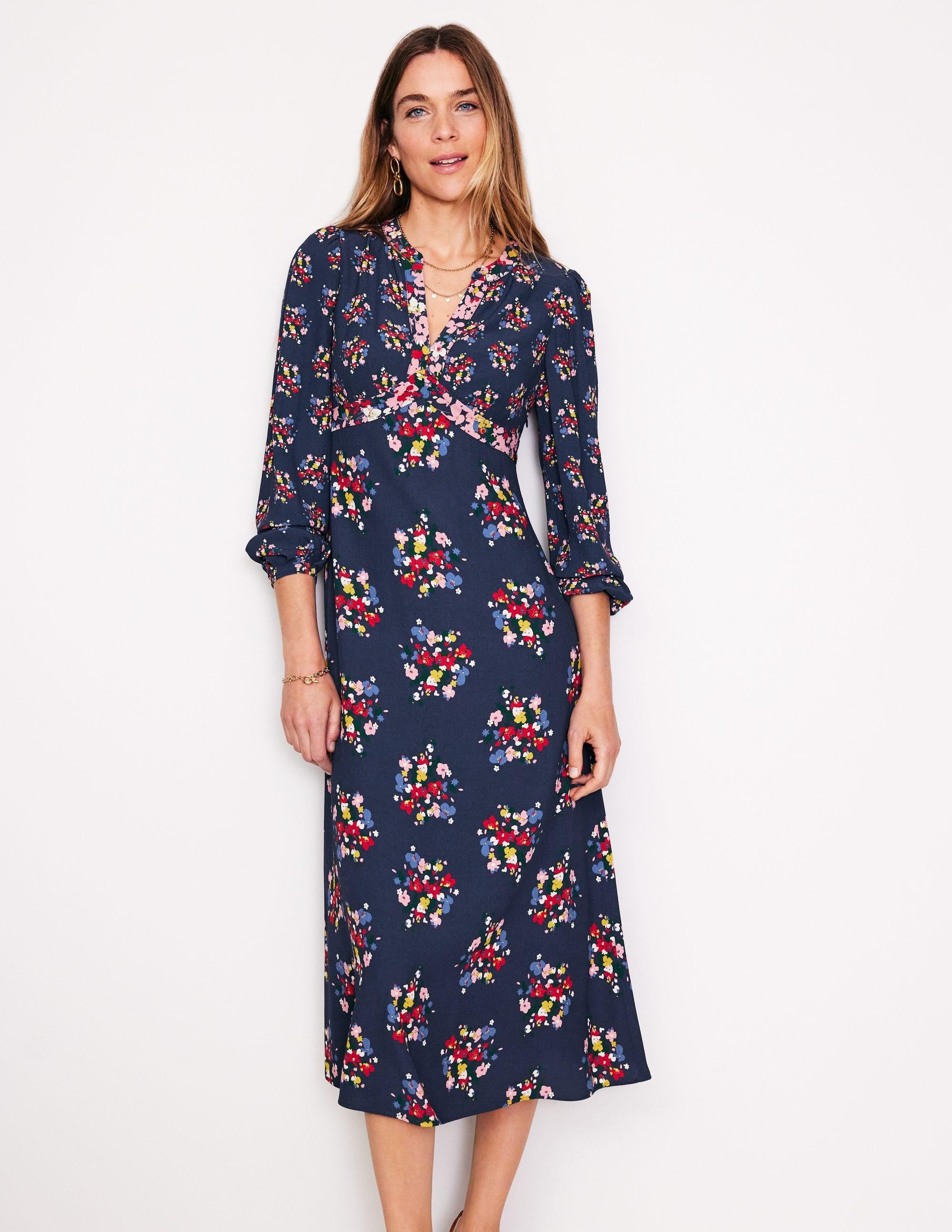 Boden Imelda Border Print Midi Dress French, Poppy Bouquet in Green | Lyst