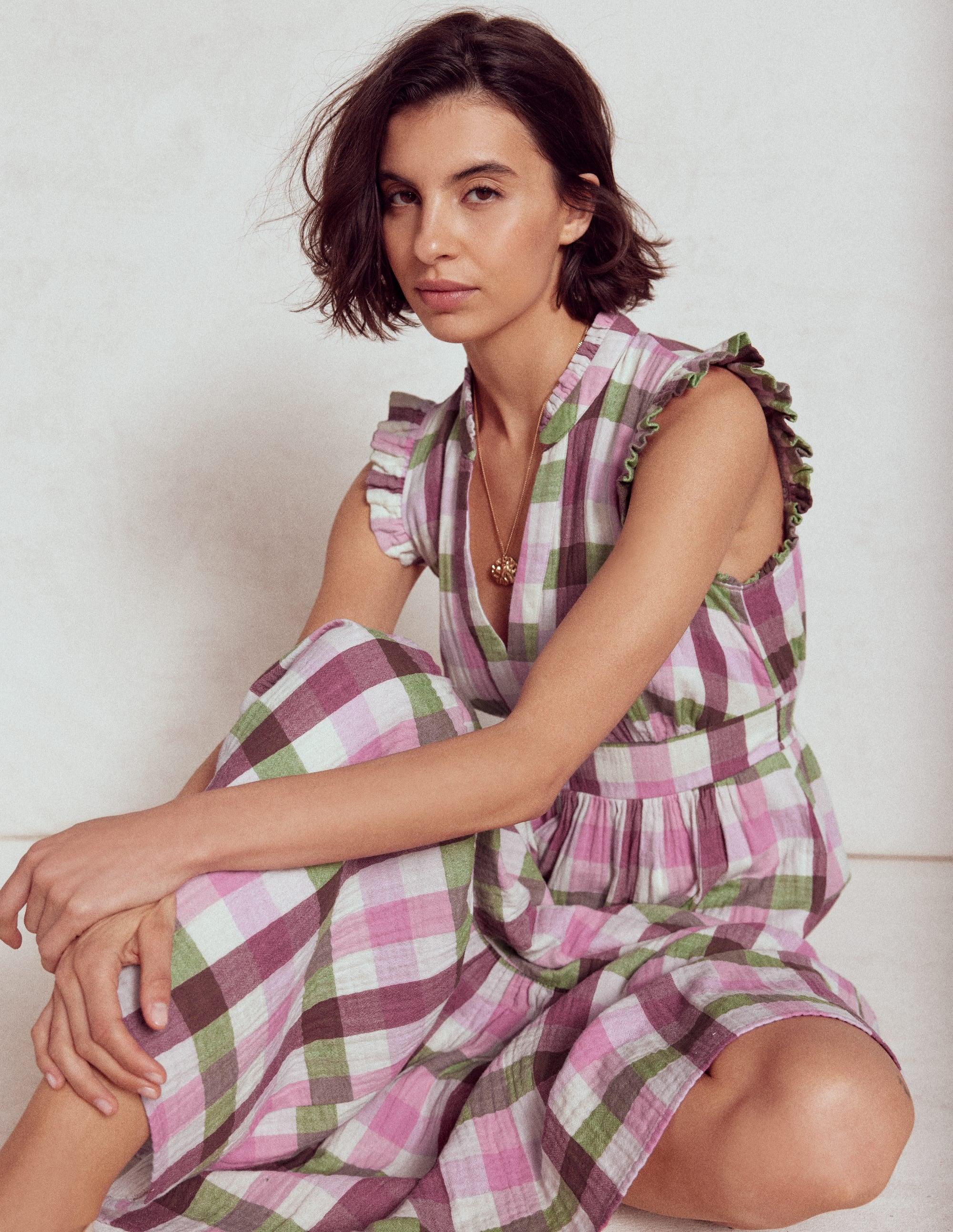 boden green and pink dress Kate Puff Sleeve Belted Dress-Highland Green, Dainty Sprigs main image 0