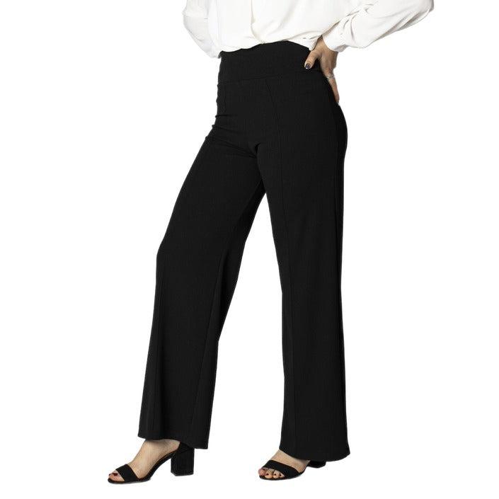 LOLA SANDRO FERRONE Synthetic Women Trousers in Black | Lyst