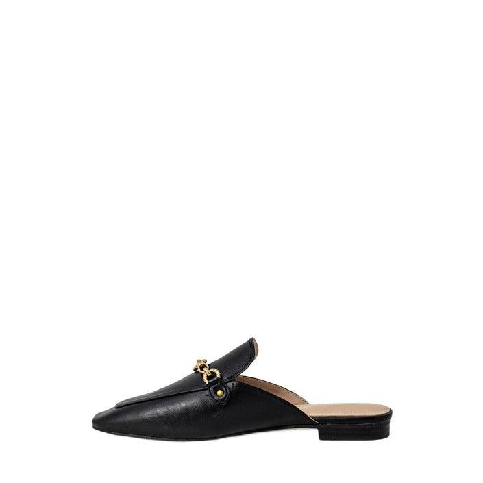 Guess Slip On Plain Slip On Shoes in Black - Save 28% | Lyst