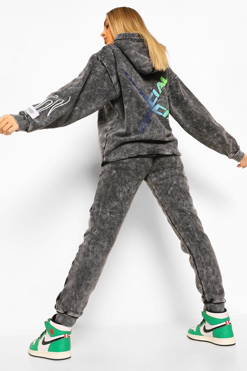 Boohoo Oversized Acid Wash Graffiti 