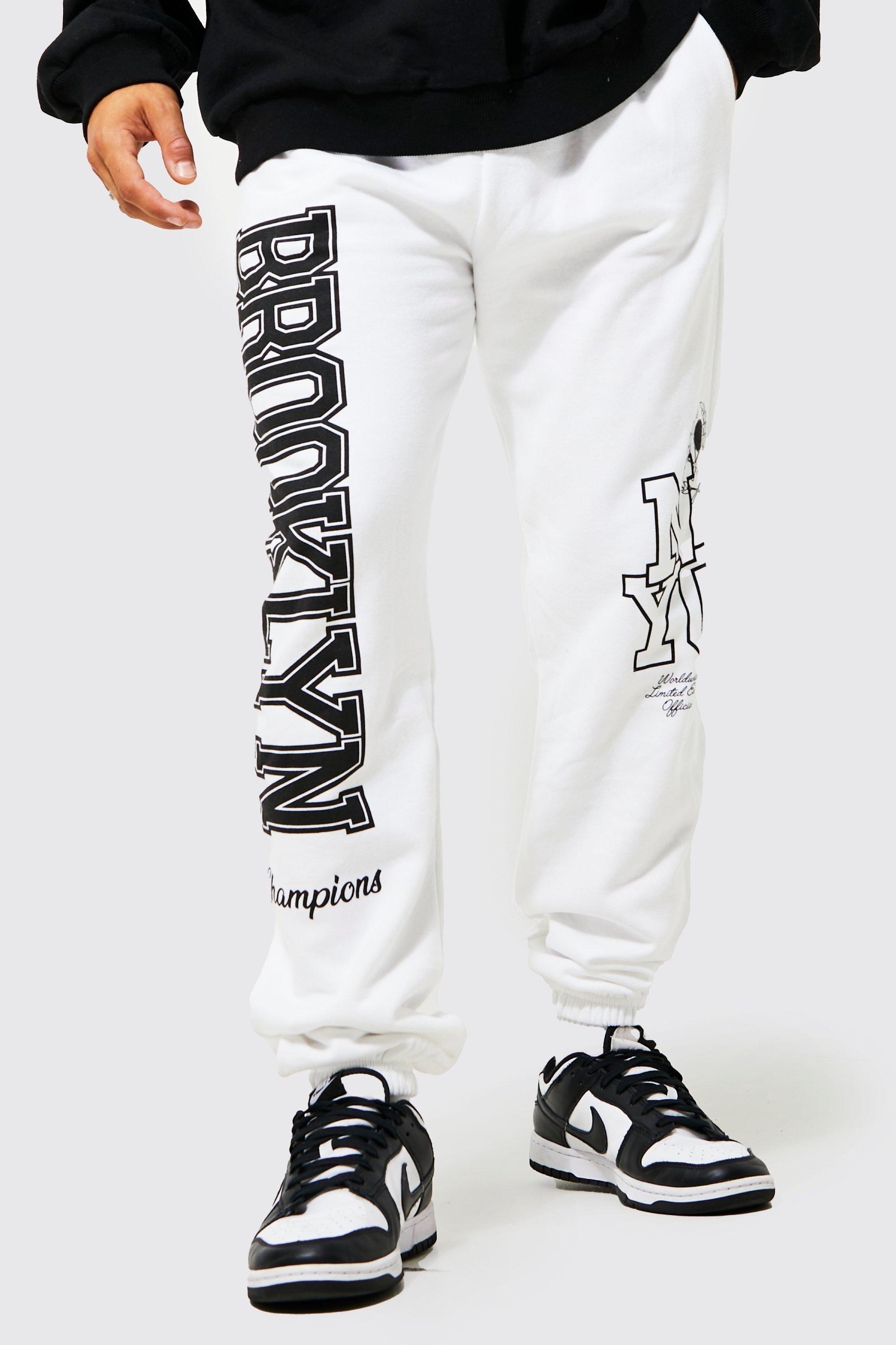BoohooMAN Denim Regular Fit Brooklyn Varsity Graphic Joggers in White for  Men | Lyst