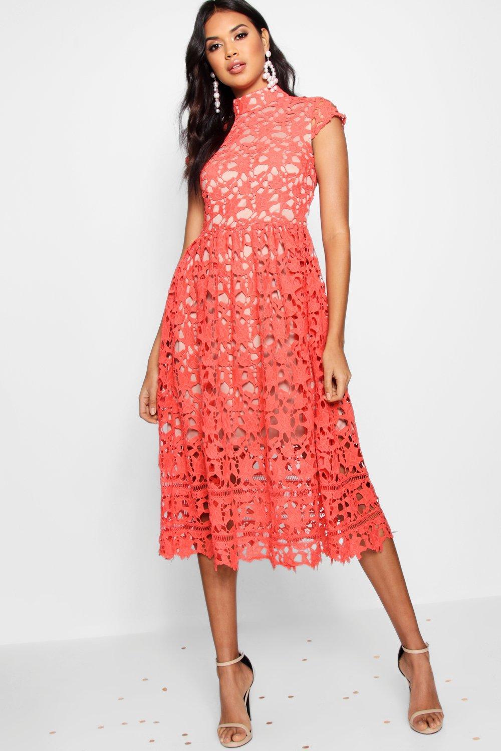 Boohoo Boutique Lace Midi Skater Bridesmaid Dress in Red - Lyst