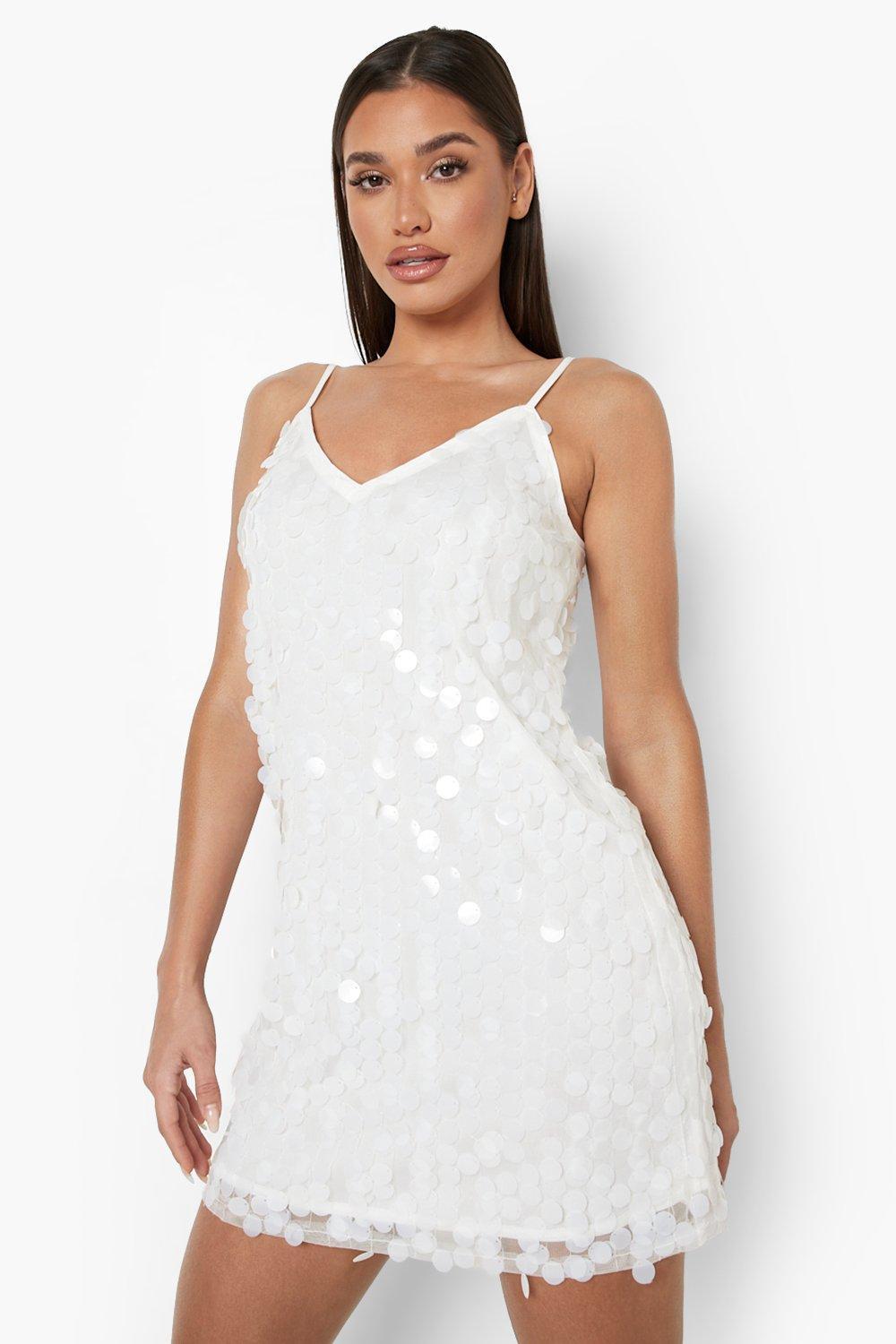 chic dress meaning