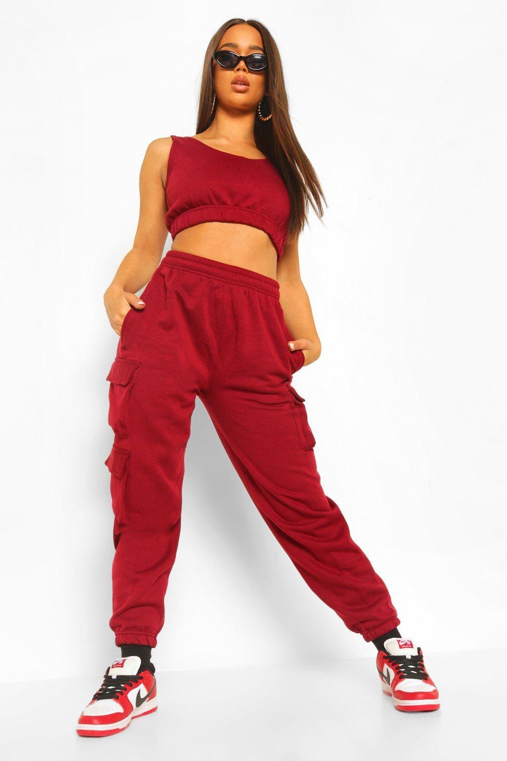 afstemning Skylight arabisk Boohoo Crop Top And Cargo Pant Joggers Set in Red | Lyst