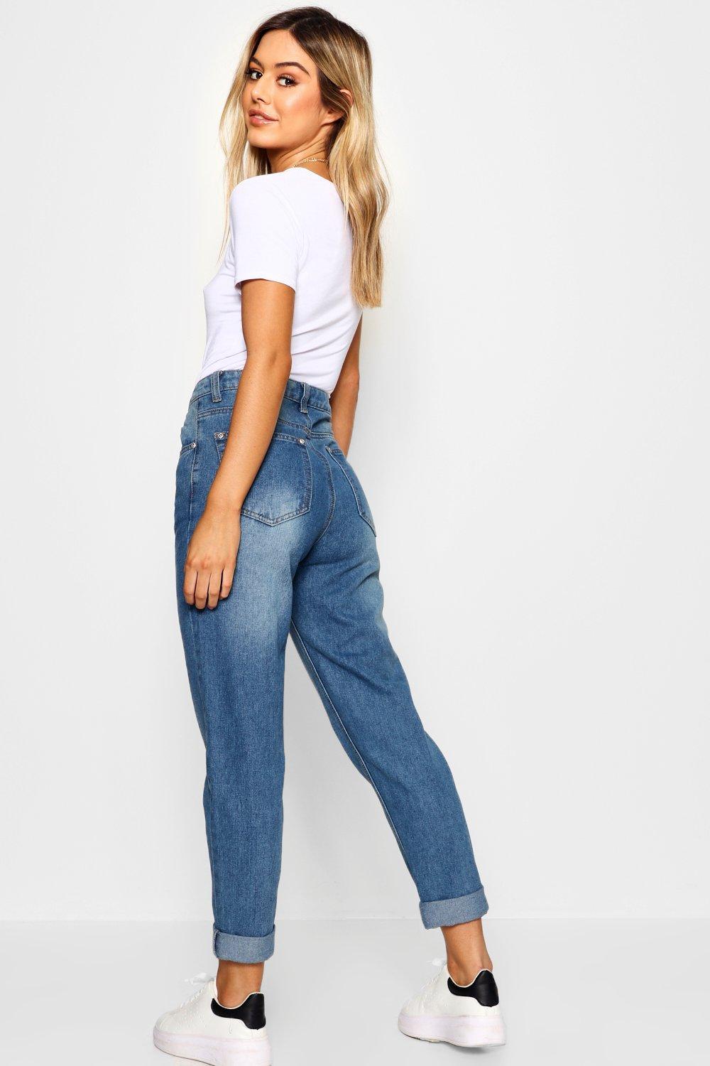 Petite Mid Wash Classic Mom Jeans in Blue - Lyst