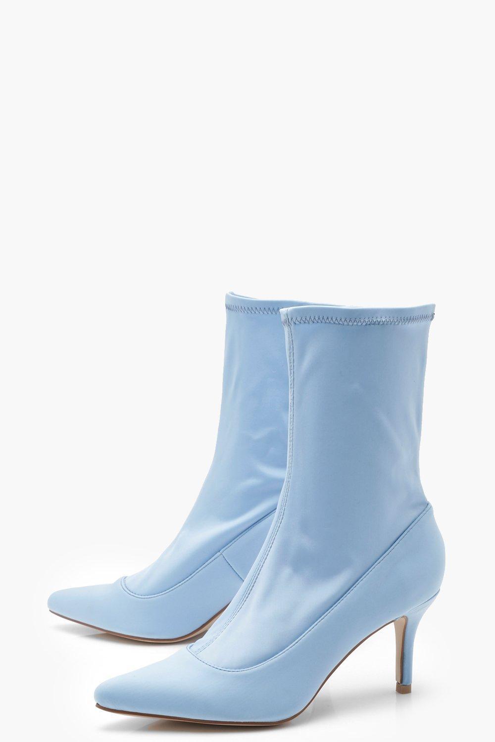 low heeled sock bootie