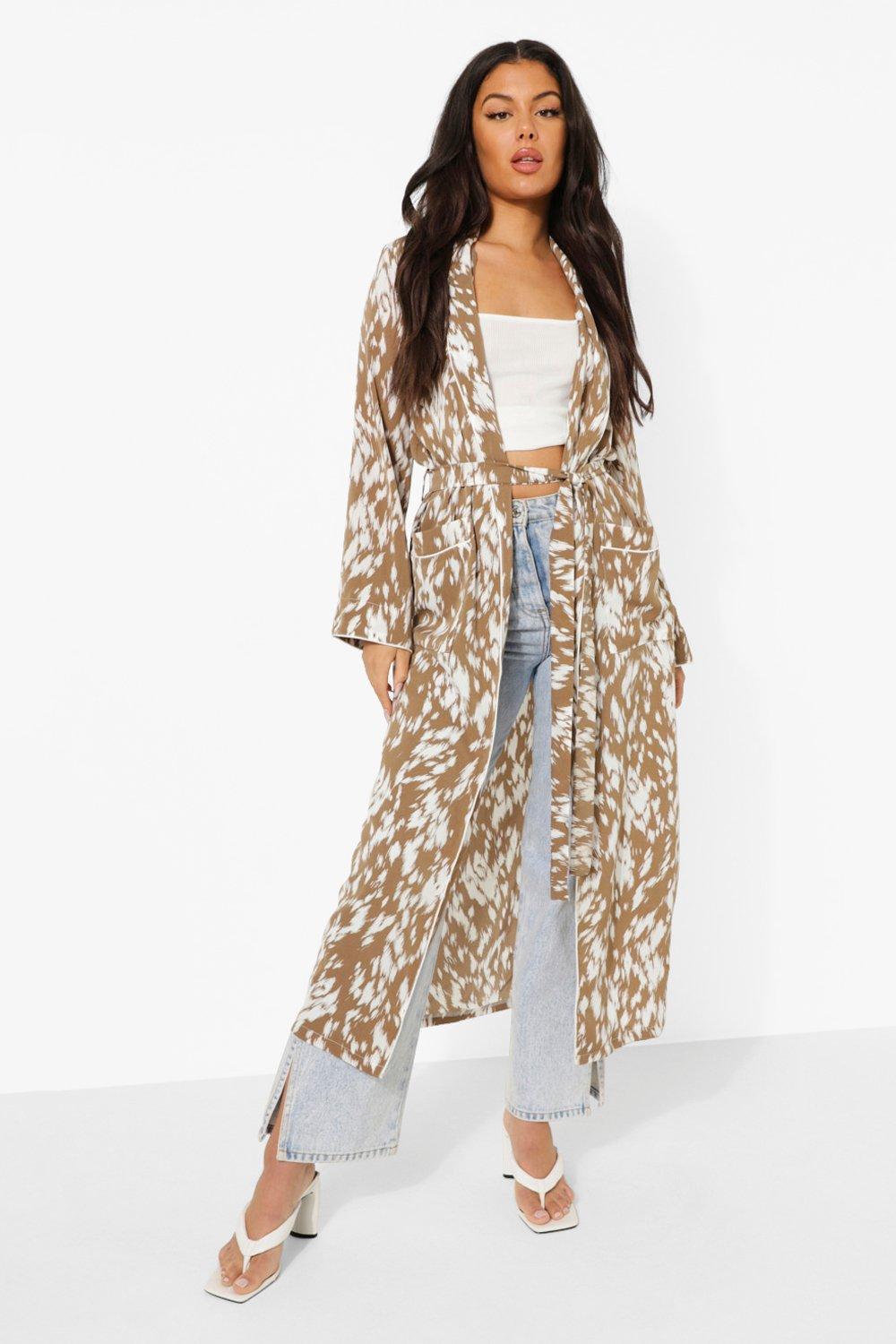 Boohoo Premium Abstract Leopard Print Kimono in Brown (Natural) - Lyst