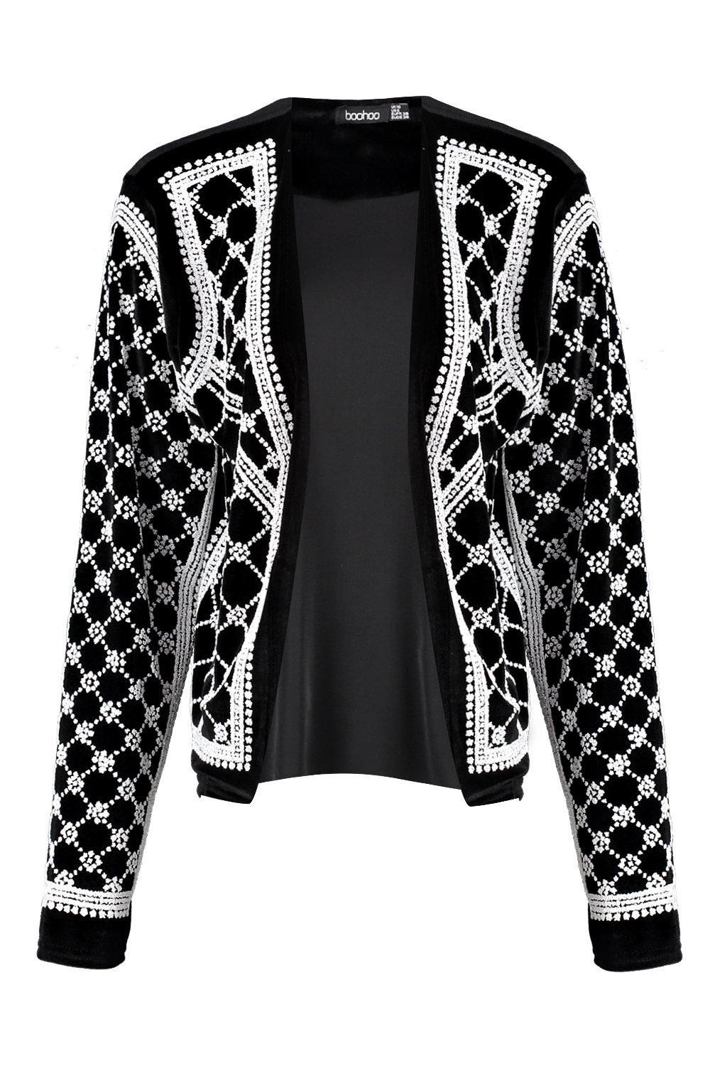 white jacket with jeans