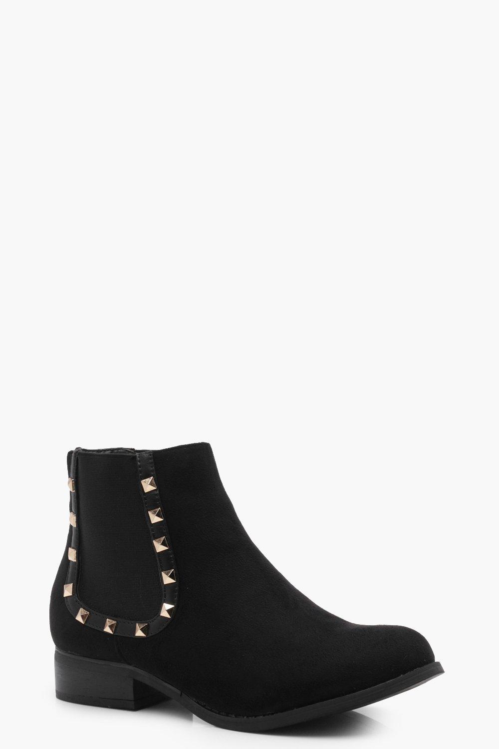 stud trim chelsea boots