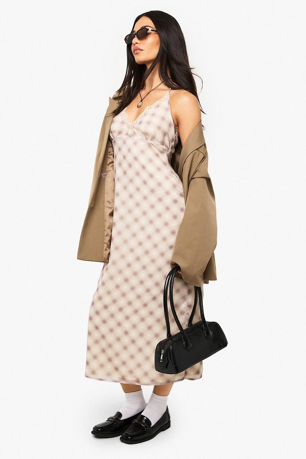 boohoo beige dress Boohoo Boho Chic Flowy Floral Cream Beige Dress