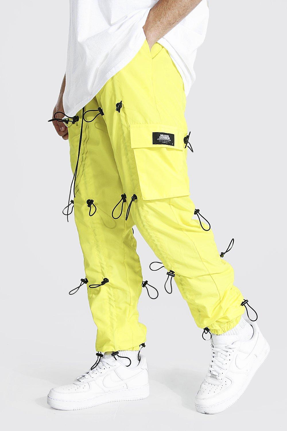 BoohooMAN Loose Fit All Over Toggle Cargo Pants in Yellow for Men | Lyst