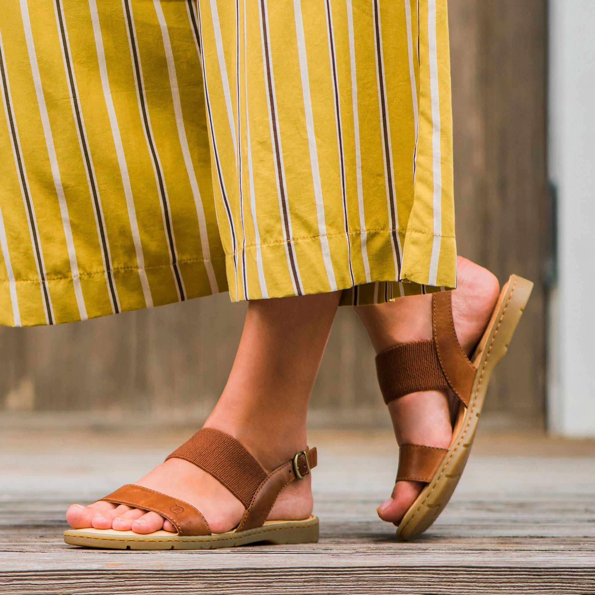born tusayan flat sandals