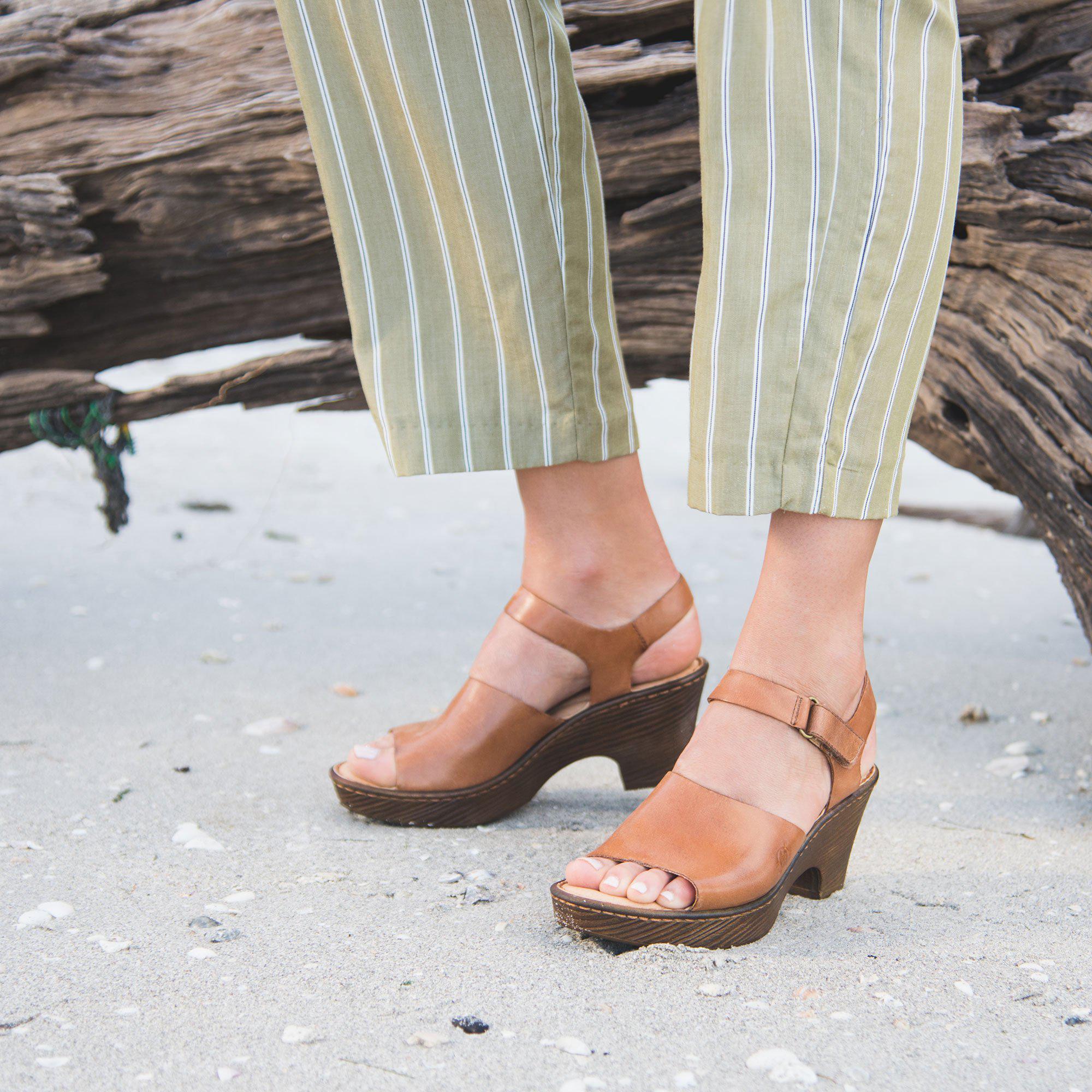 born canna sandals