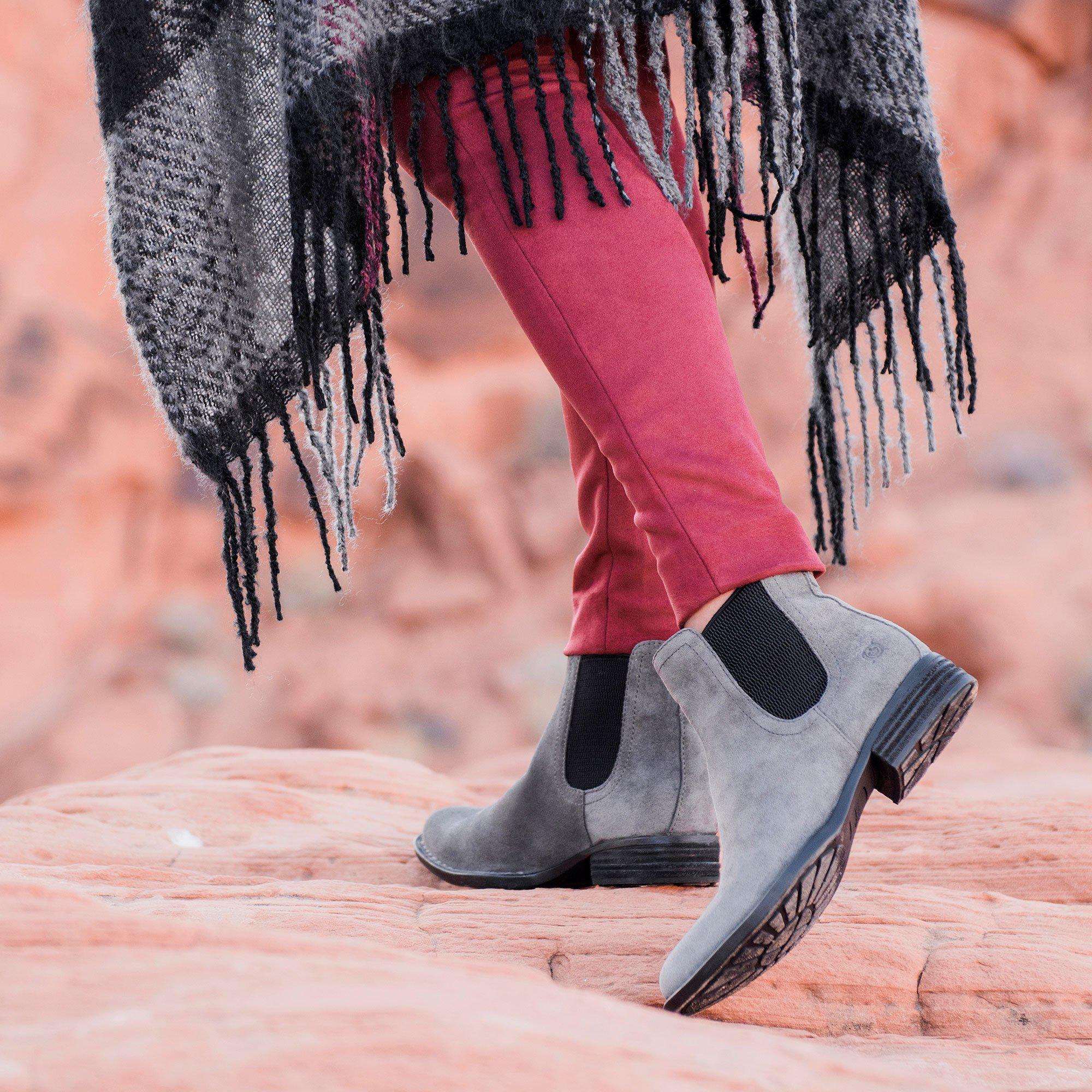 born casco chelsea boot