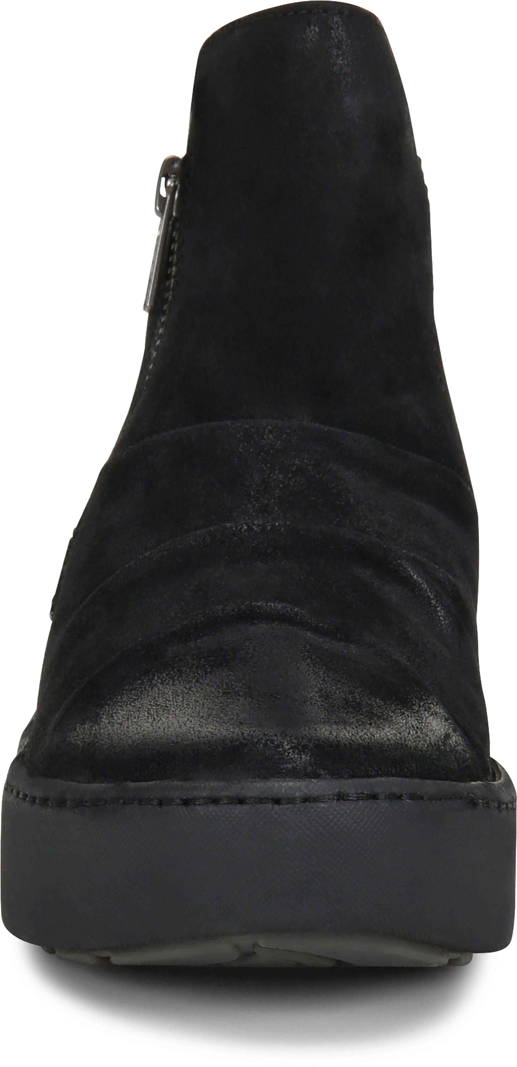 born scone sneaker boot