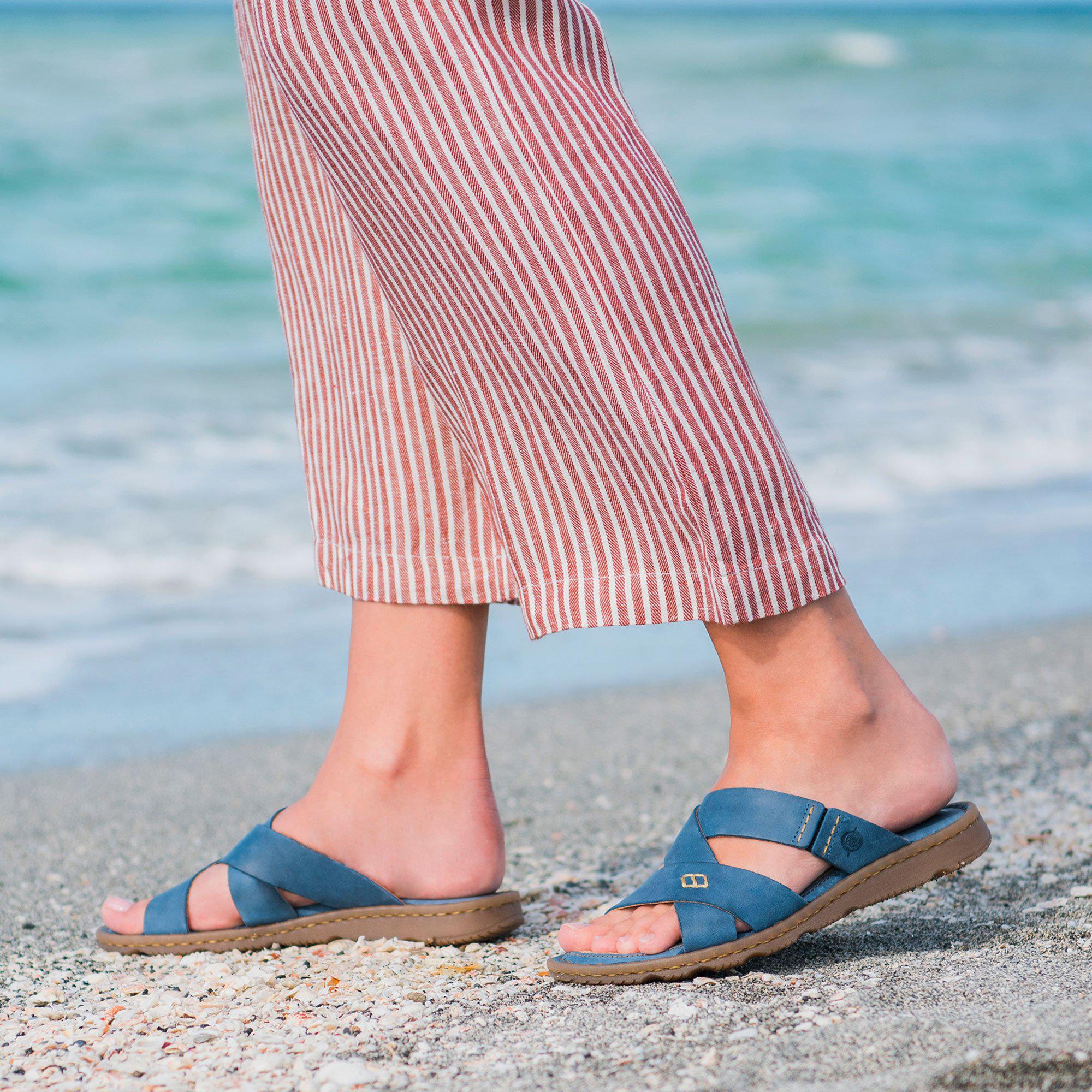 born hayka sandal