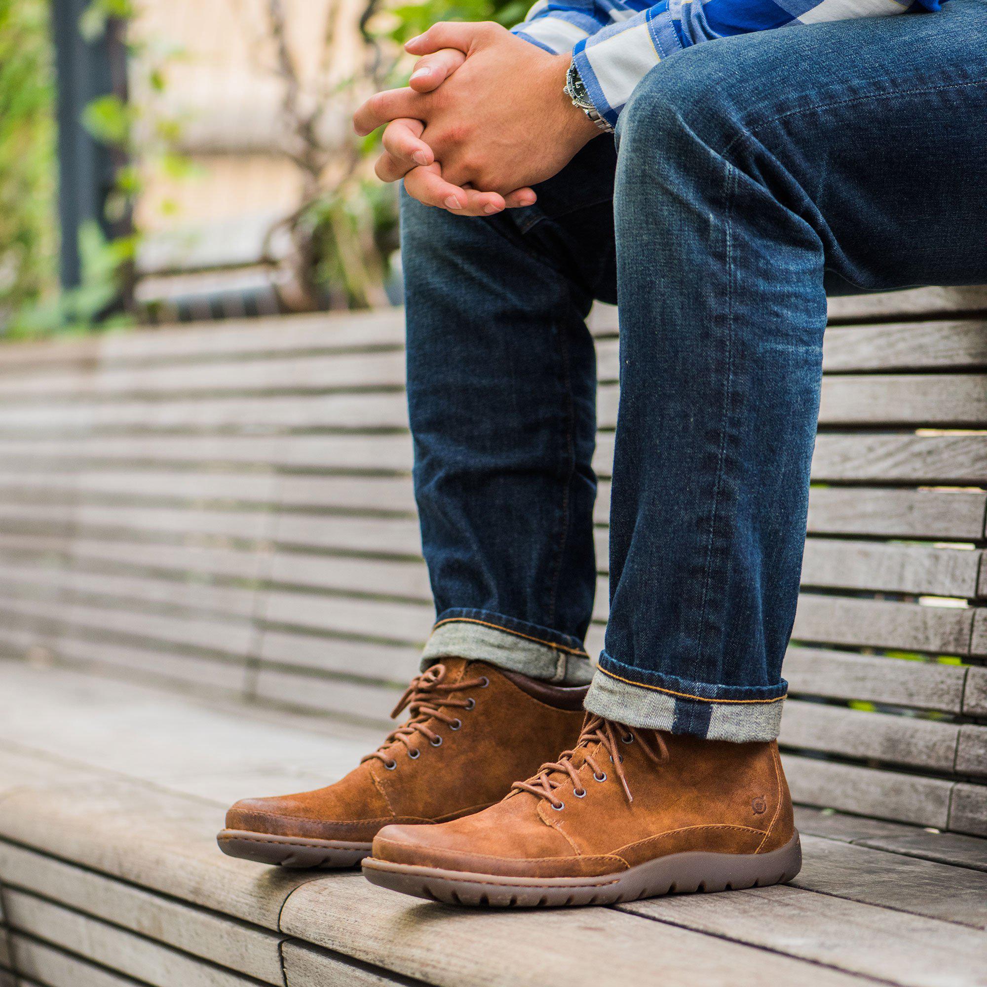 nigel chukka boot