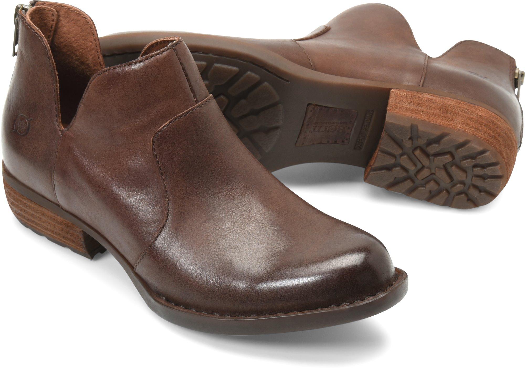 55 White Born brown shoes Combine with Best Outfit