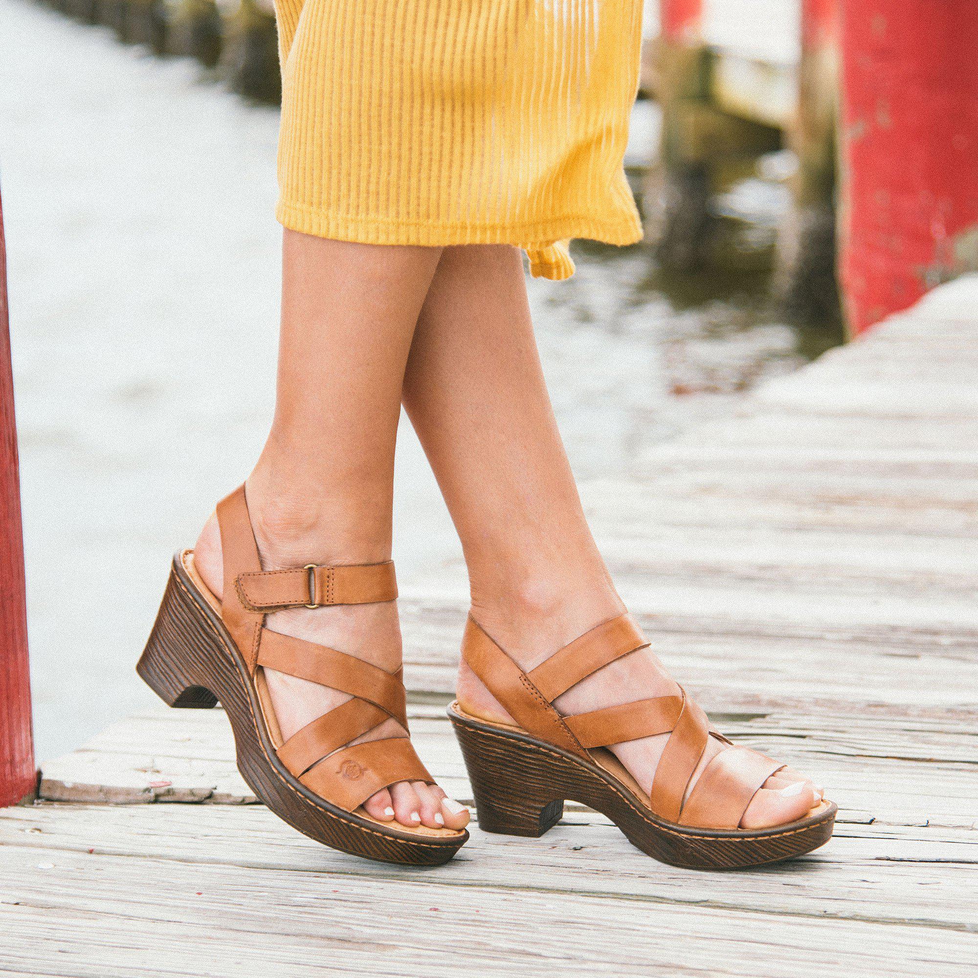 cole haan kinslee wedge
