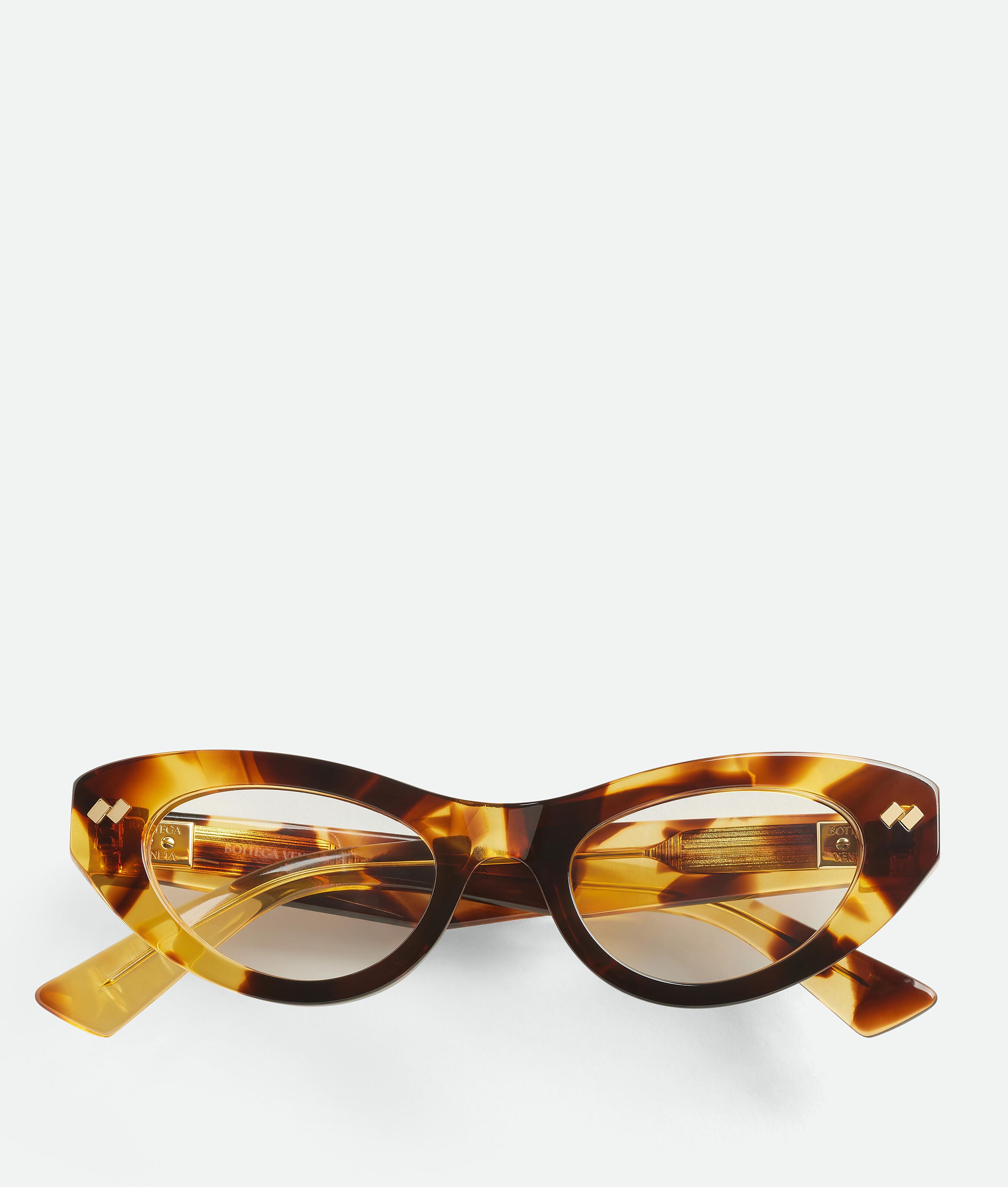 【BOTTEGA VENETA】新作 サングラス キャットアイ Brown 送料込 ゴールド/ブラウンターン キャットアイ サングラス| Bottega