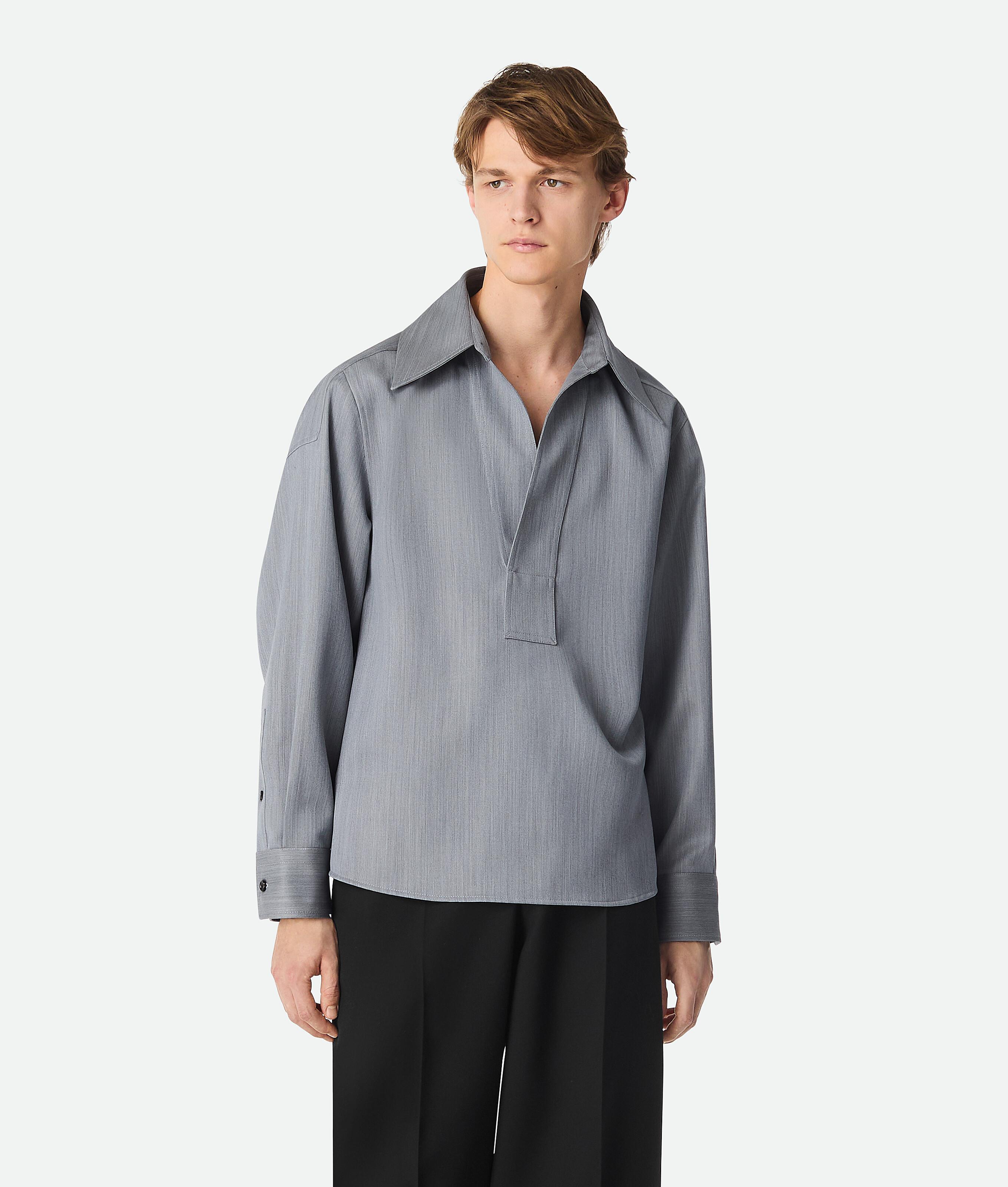 ボッテガヴェネタ ウール サトル Vネック シェブロンシャツ メンズ Bottega Veneta ウール サトル シェブロン シャツ グレー
