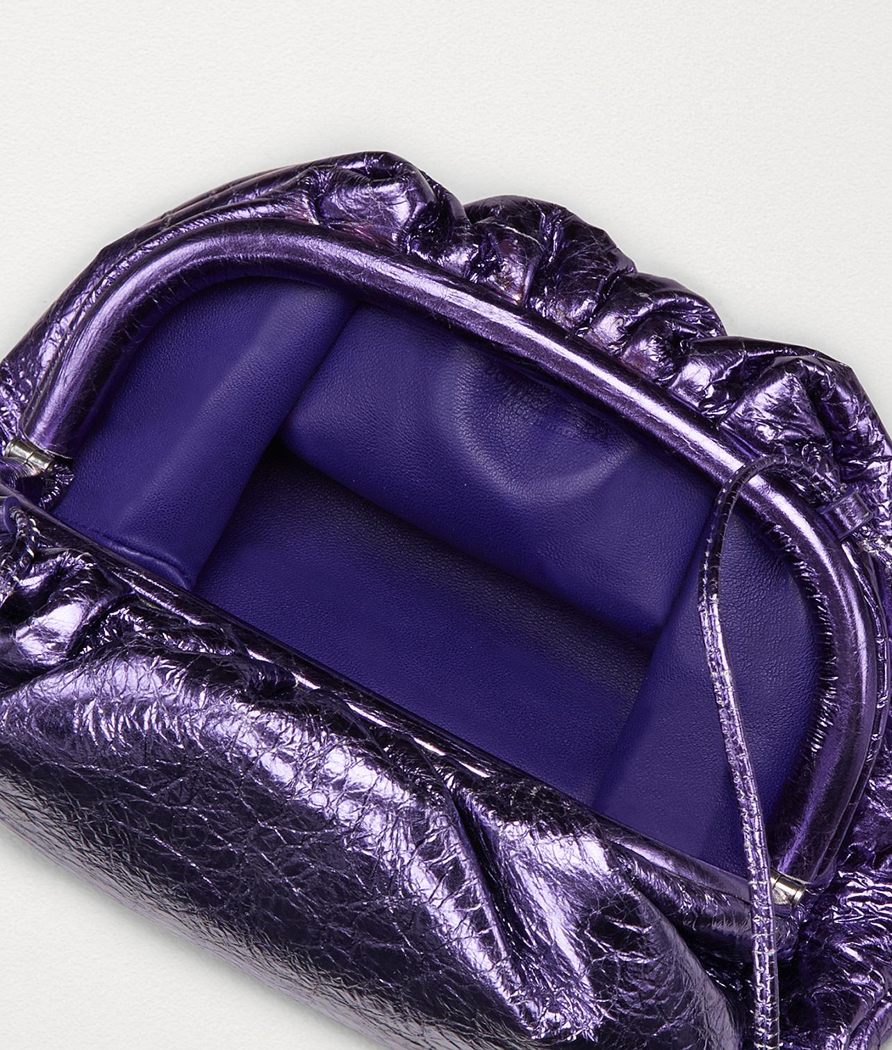 Bottega Veneta Leather The Pouch 20 In Metallic Nappa in Purple - Lyst