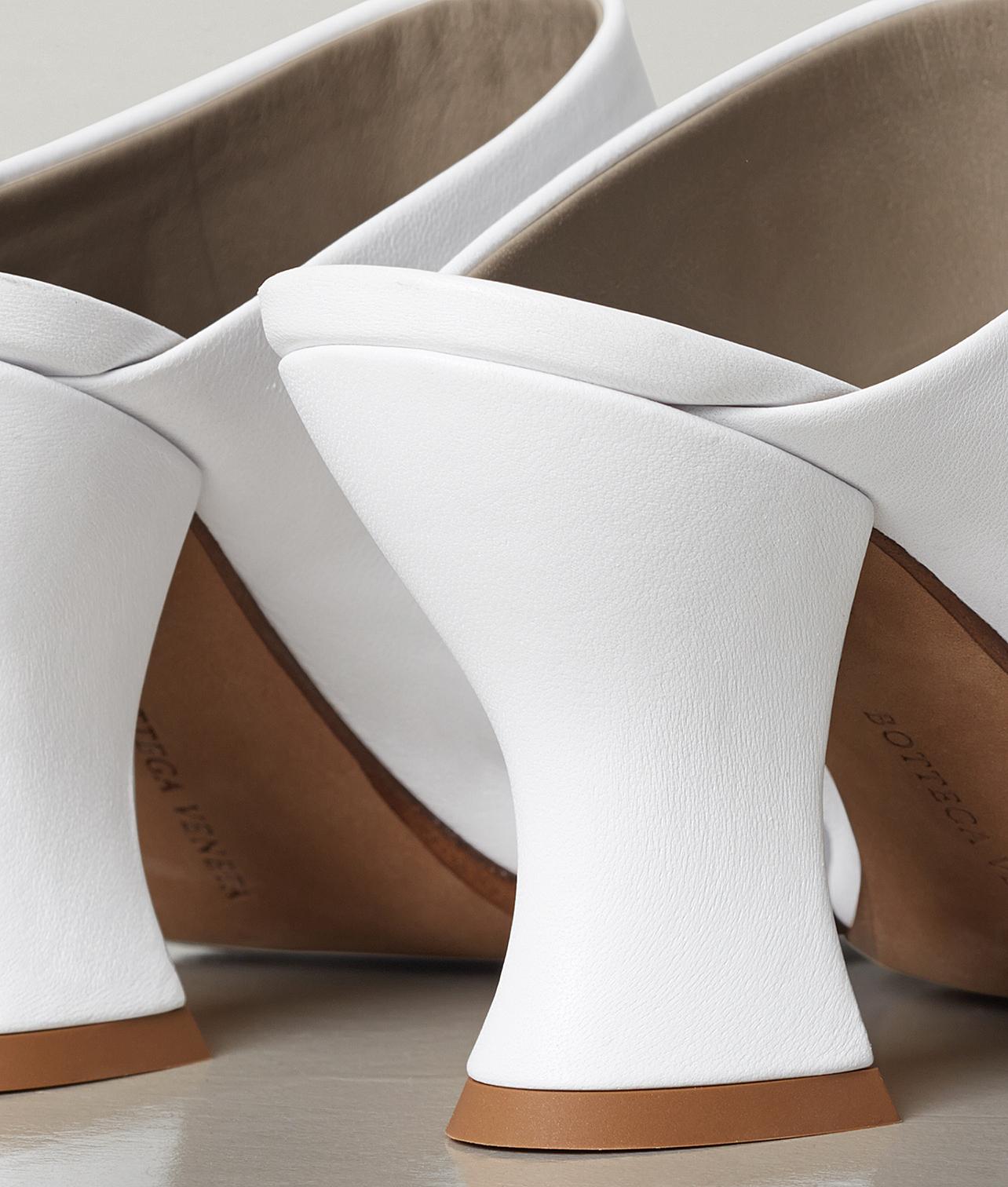 bottega veneta white quilted mules