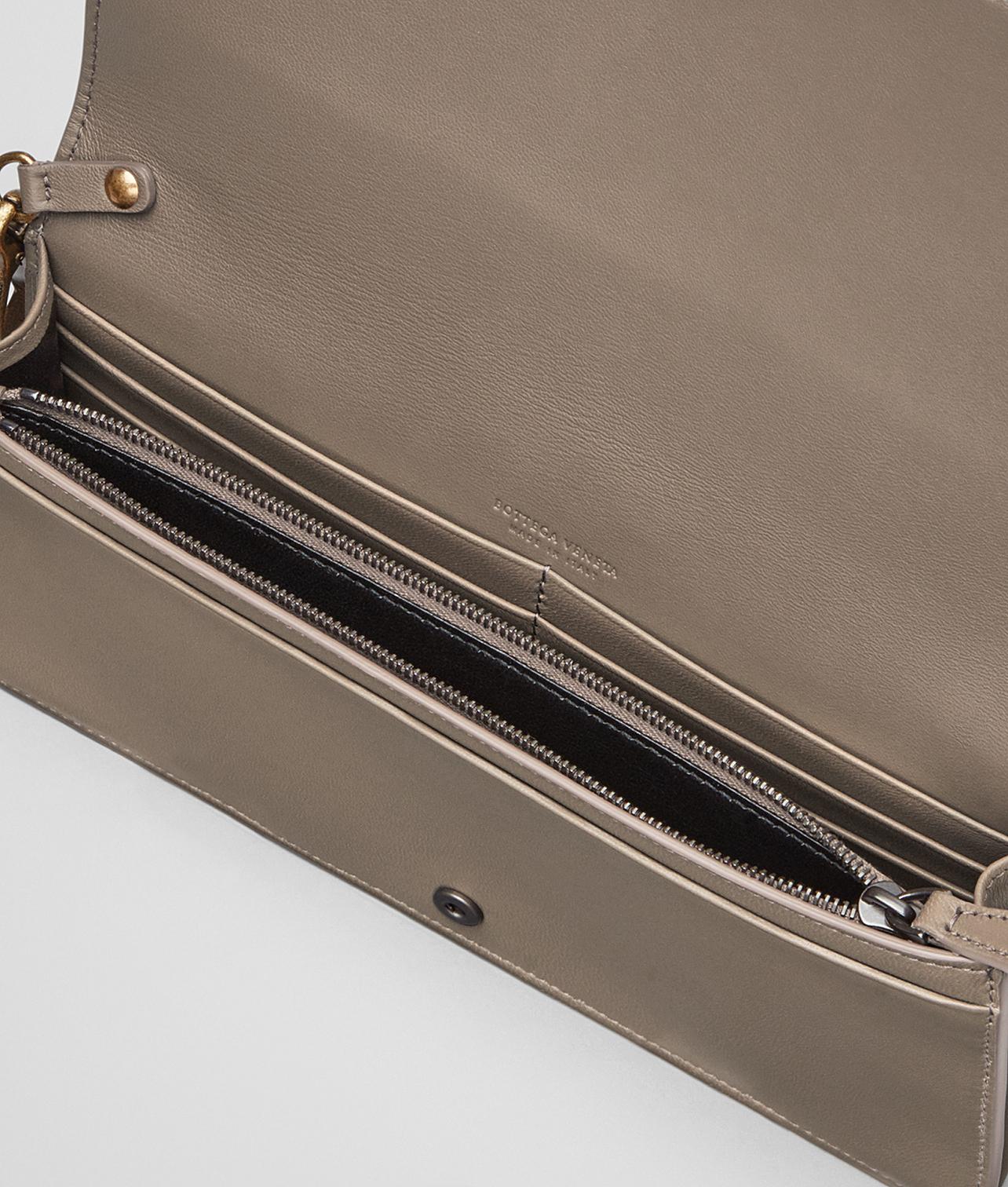 bottega chain wallet
