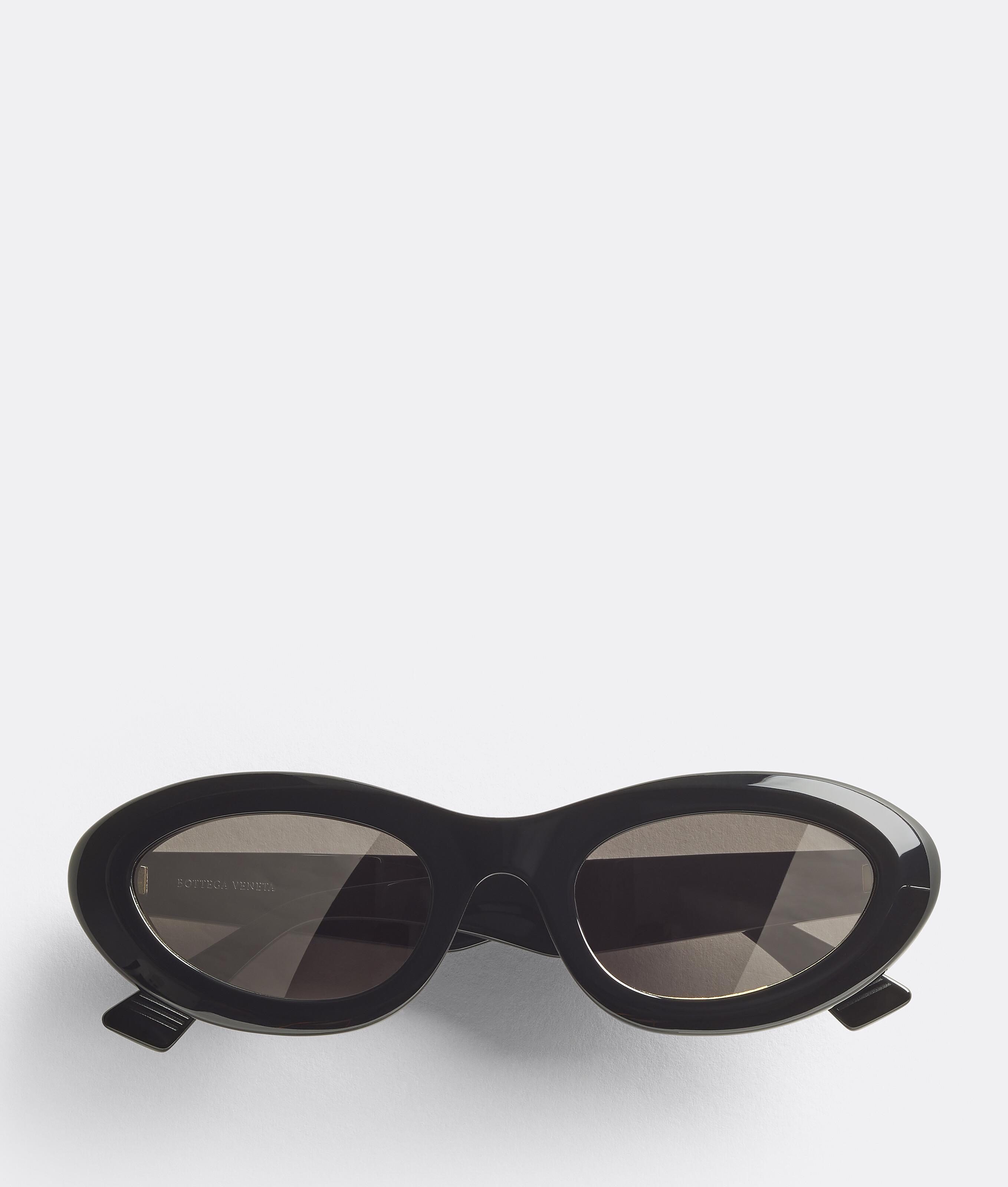Bottega Veneta Bombe Round Sunglasses in Black / Grey (Black) | Lyst