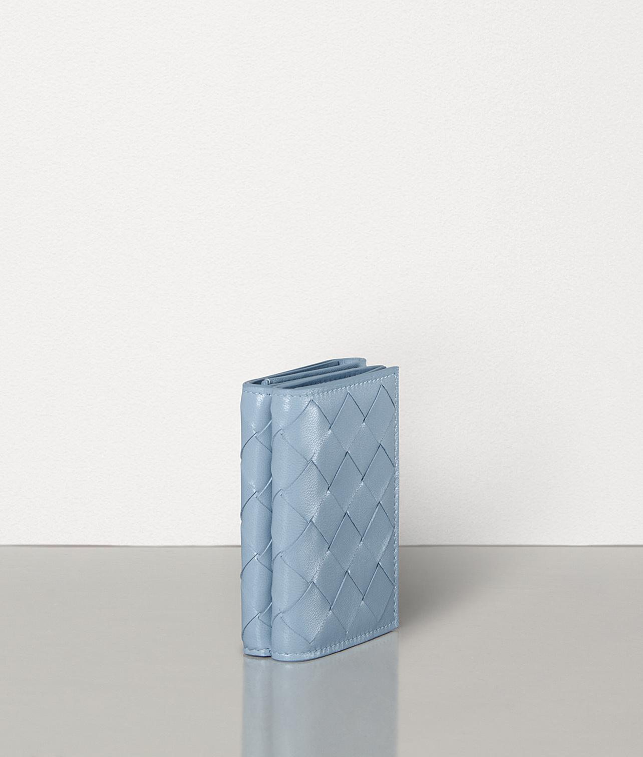 Bottega Veneta Leather Tri-fold Wallet in Blue - Lyst
