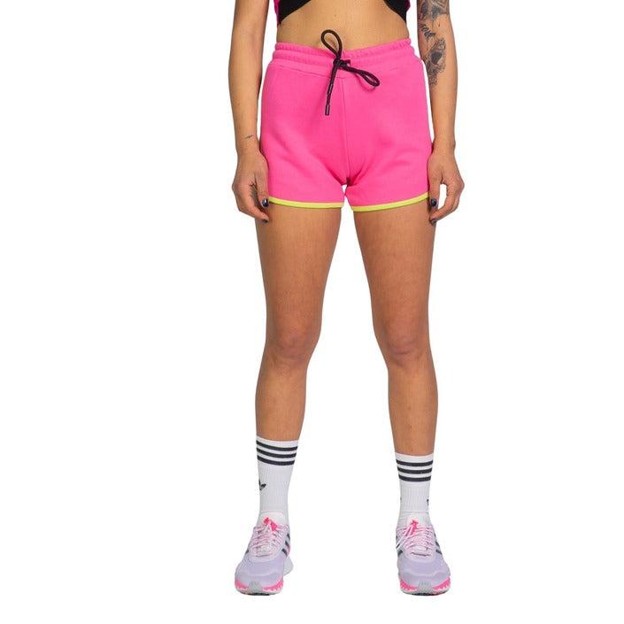 PYREX Short in Pink | Lyst