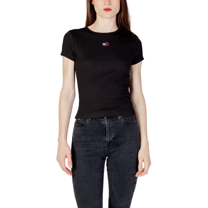 TOMMY HILFIGER JEANS Women T-shirt in Black | Lyst