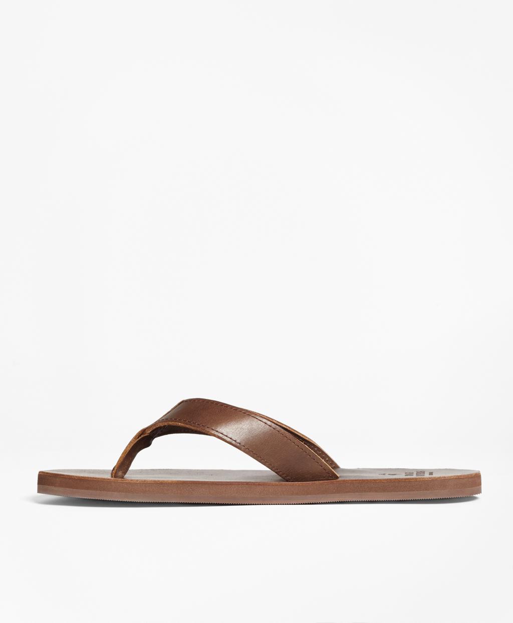 brooks brothers mens flip flops