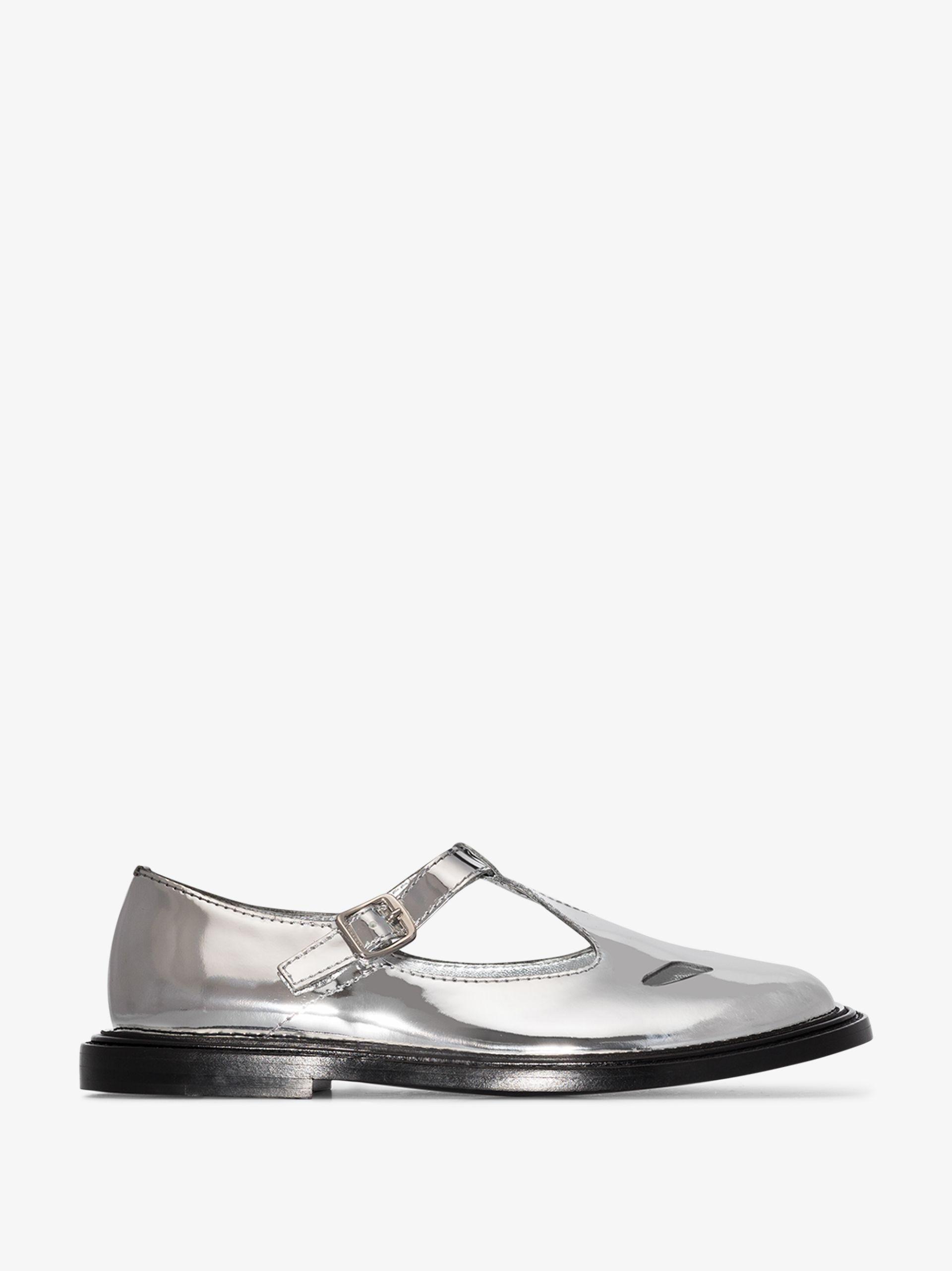 Silver t sales bar shoes