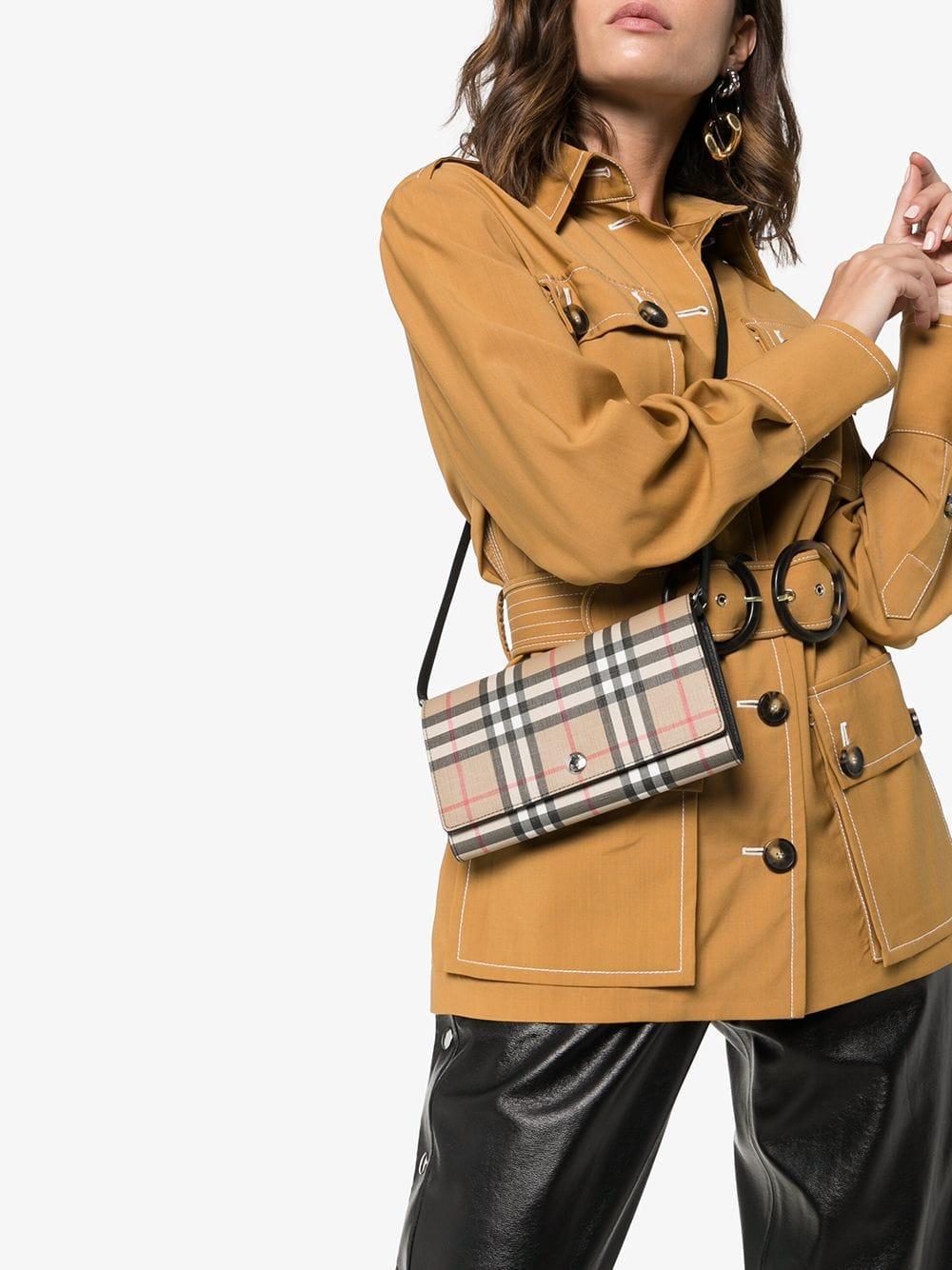 Burberry Hannah Bag Cheap Sale, UP TO 69% OFF | apmusicales.com