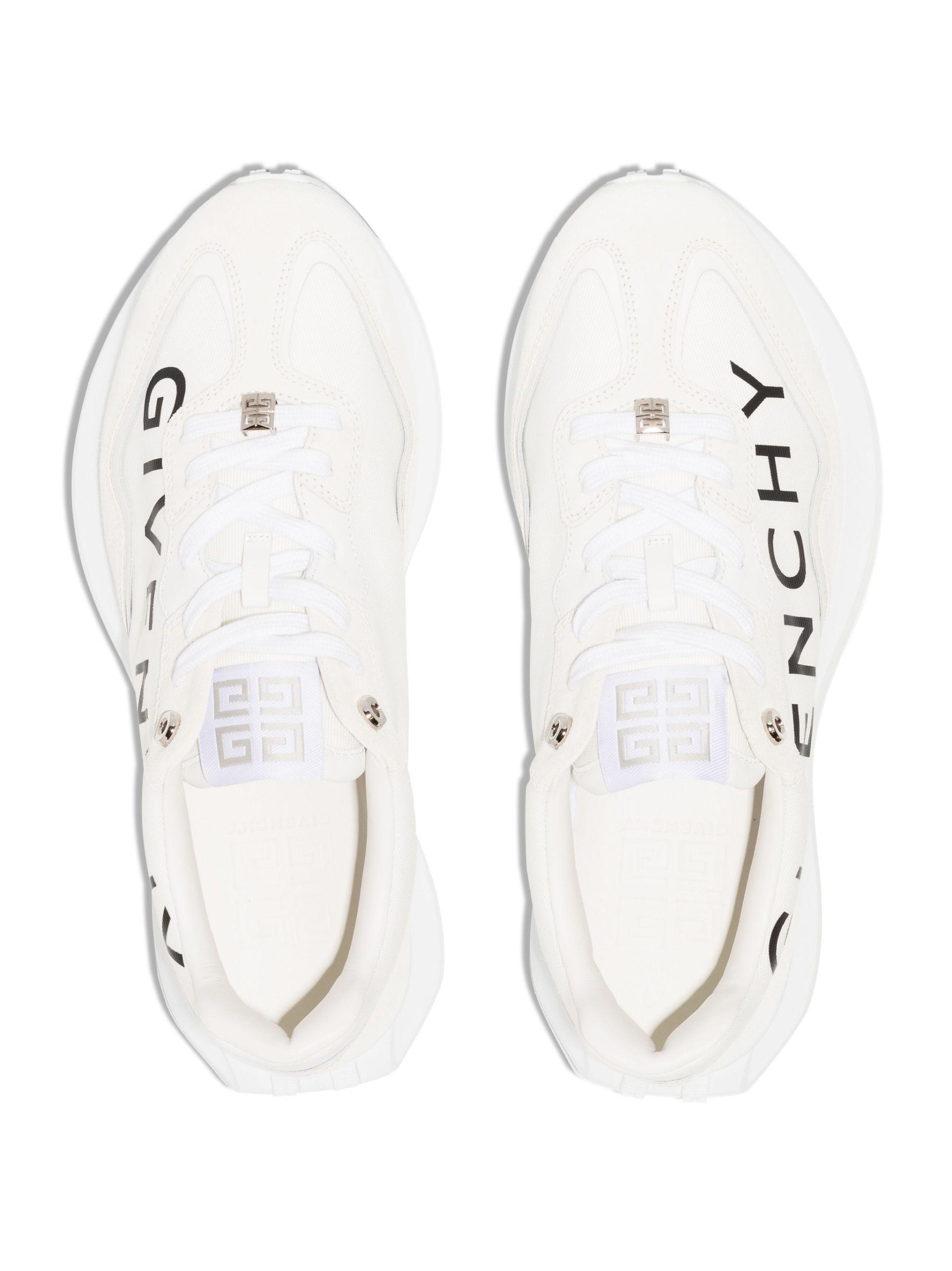 GIV RUNNER LEATHER SNEAKERS