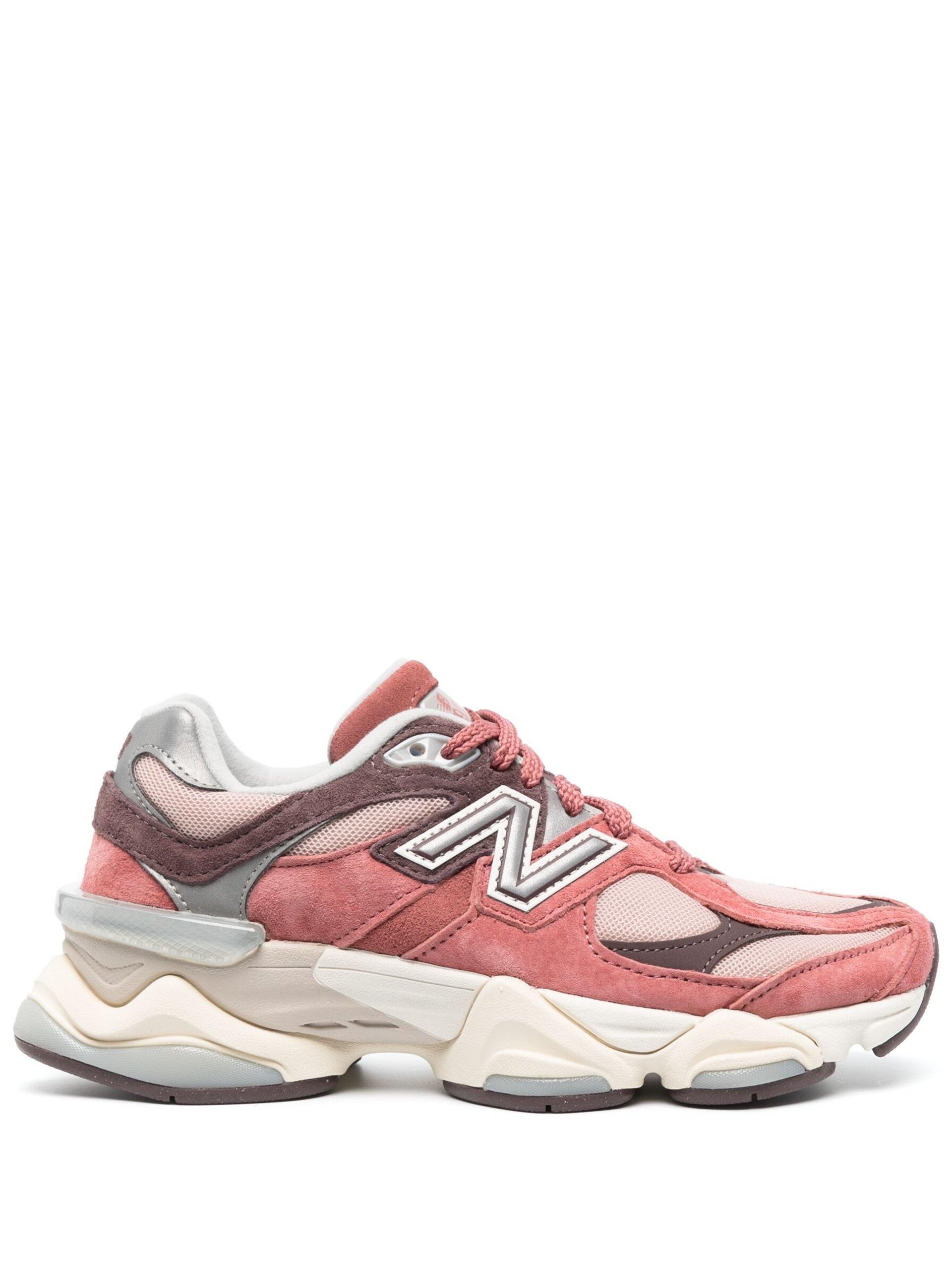 Salmon pink top new balance