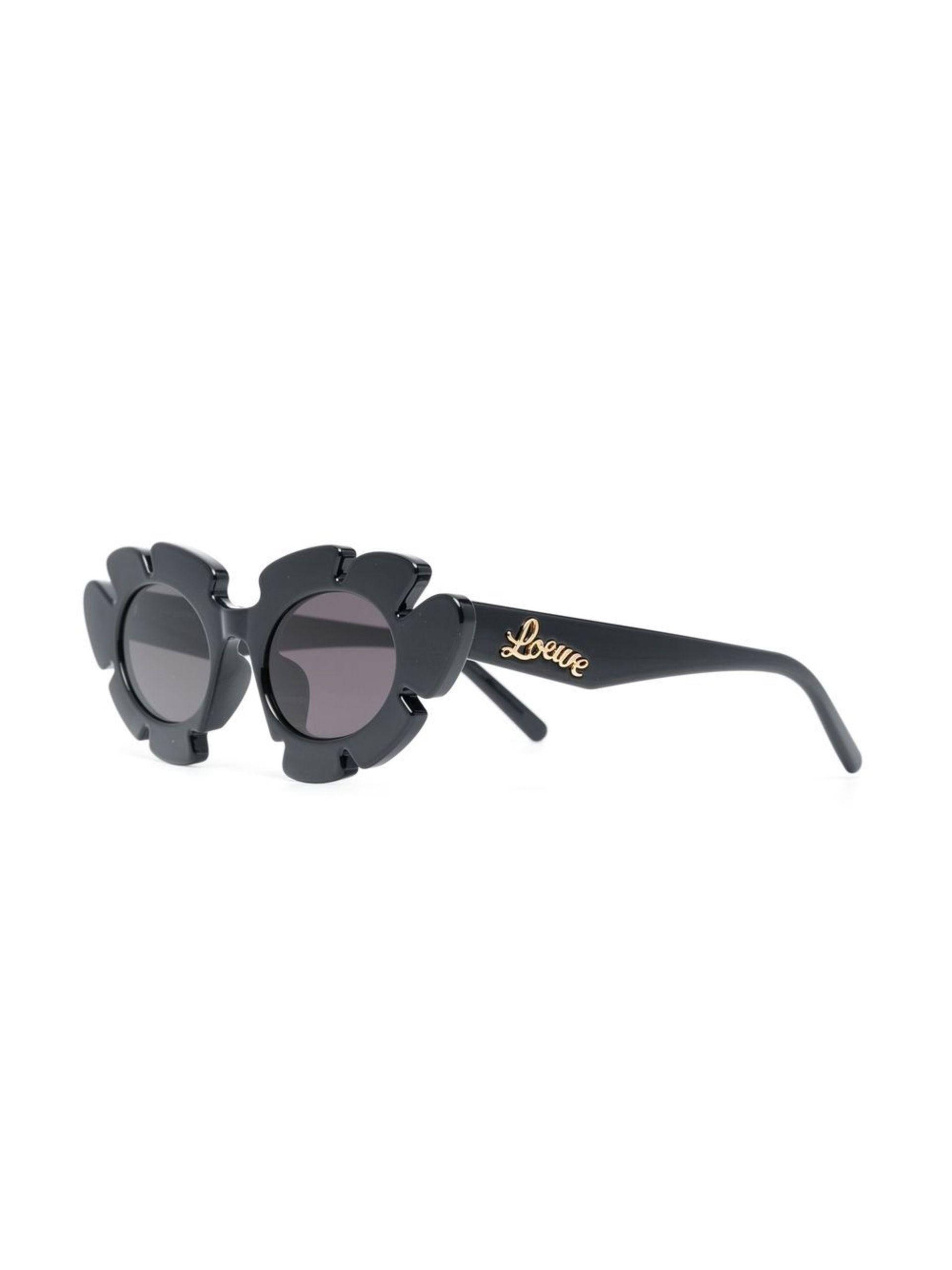 Prada White Acetate and Enamel Flower Gradient Tinted Lenses Sunglasses-SPR26P  - Yoogi's Closet