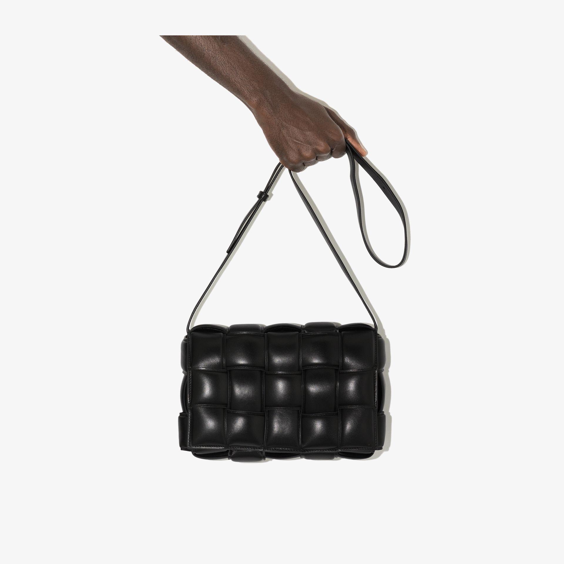 bottega veneta padded cassette leather shoulder bolsa