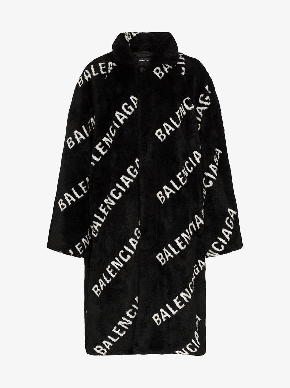Balenciaga Oversized Logo-print Faux-fur Coat in Black for Men | Lyst