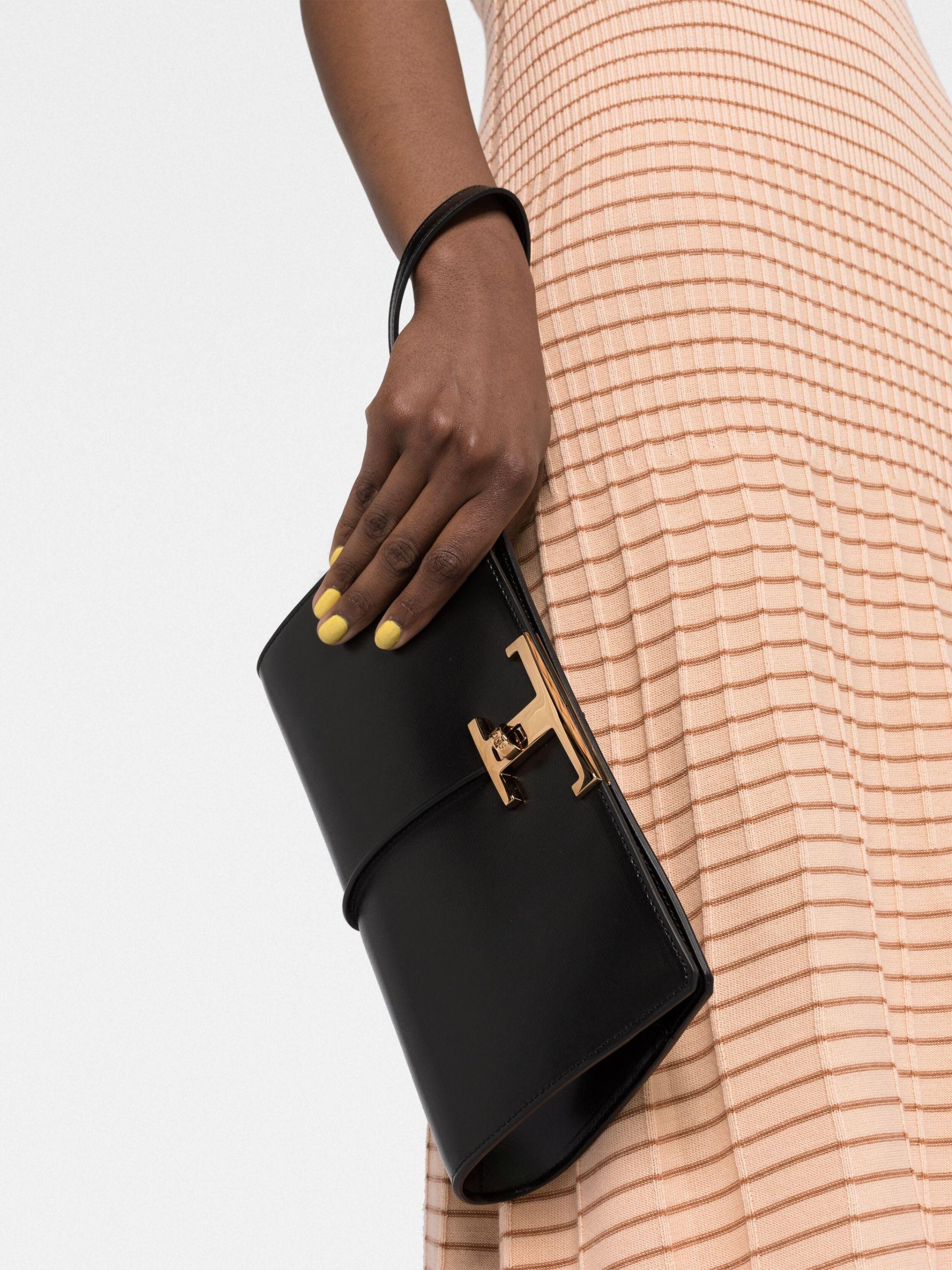 T Timeless Clutch Bag in Leather