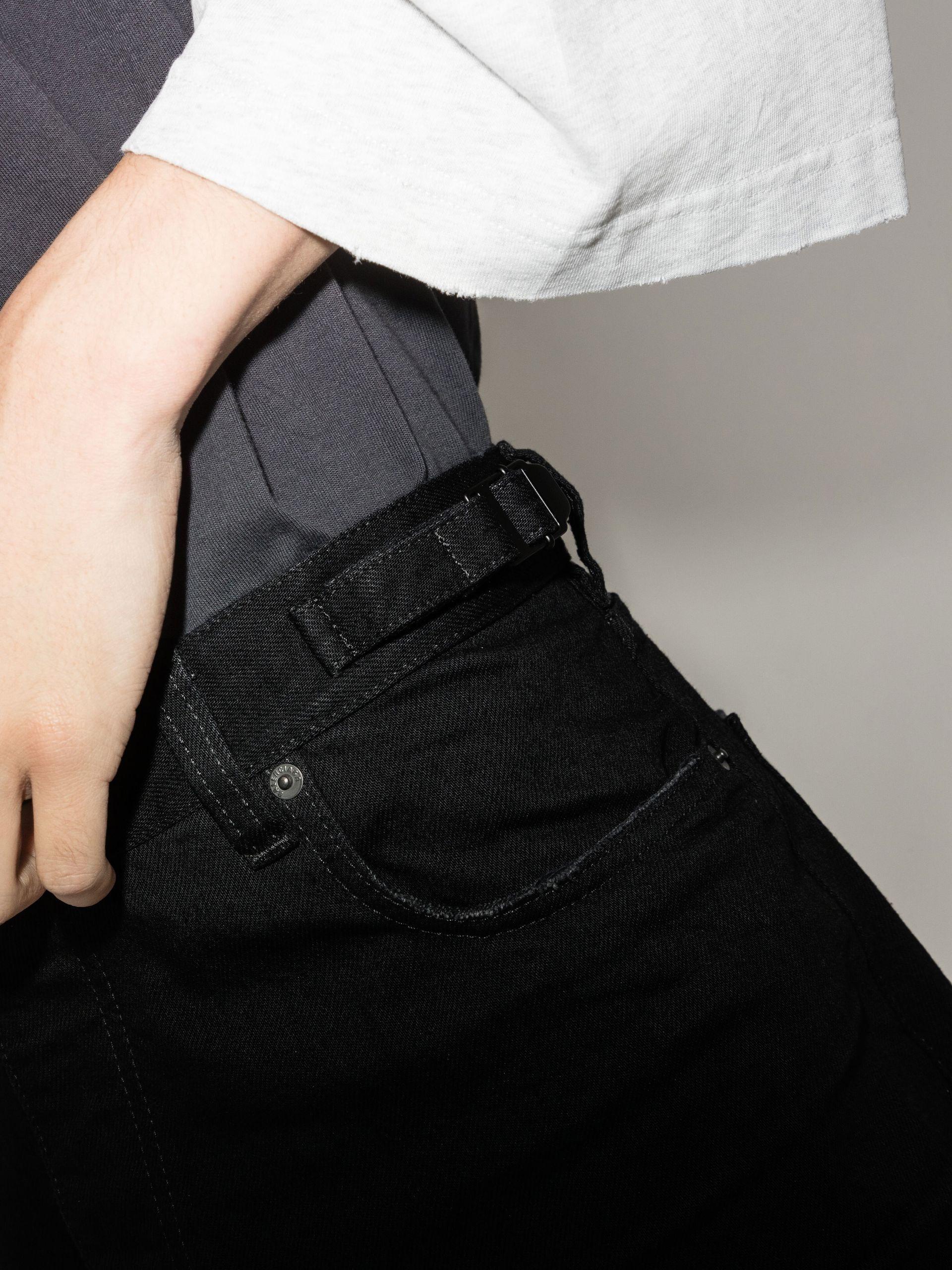 balenciaga-Black-Black- balenciaga-Black-Black-