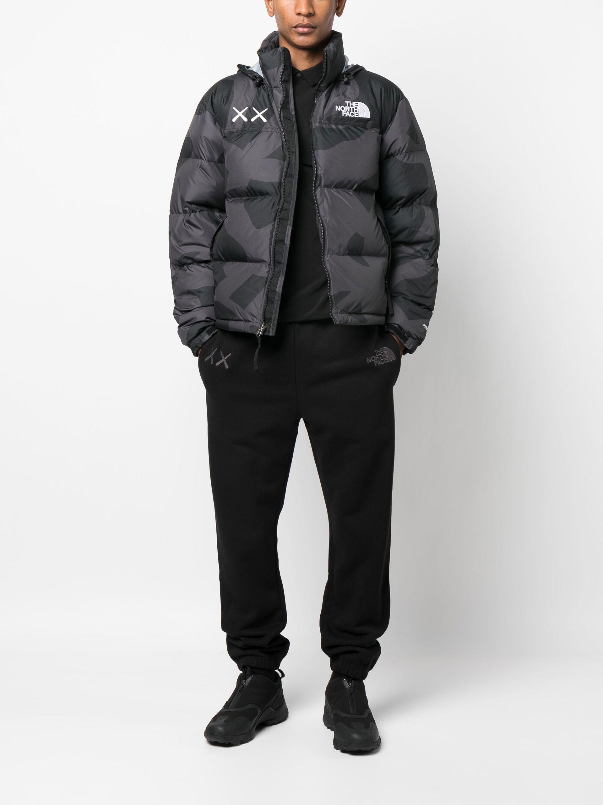 ジャケット・アウター THE NORTH FACE XX KAWS RETRO 1996 NUPTSE KAWS x The North Face Retro 1996 Nuptse Jacket Black Men's - FW22 - US