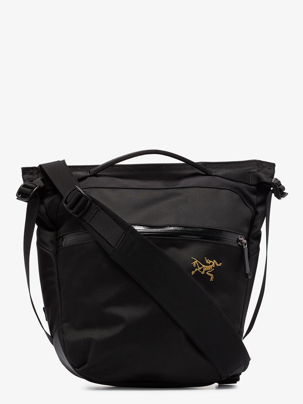 Arc'teryx 8l Arro Shoulder Bag in Black for Men | Lyst