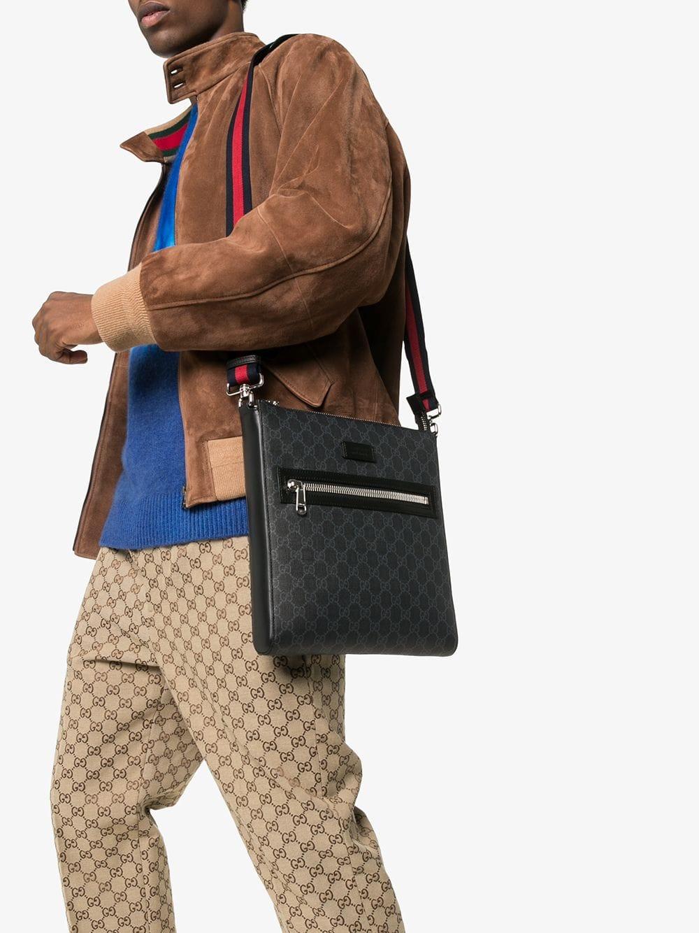 Gucci Canvas Black GG Supreme Messenger Bag for Men - Lyst