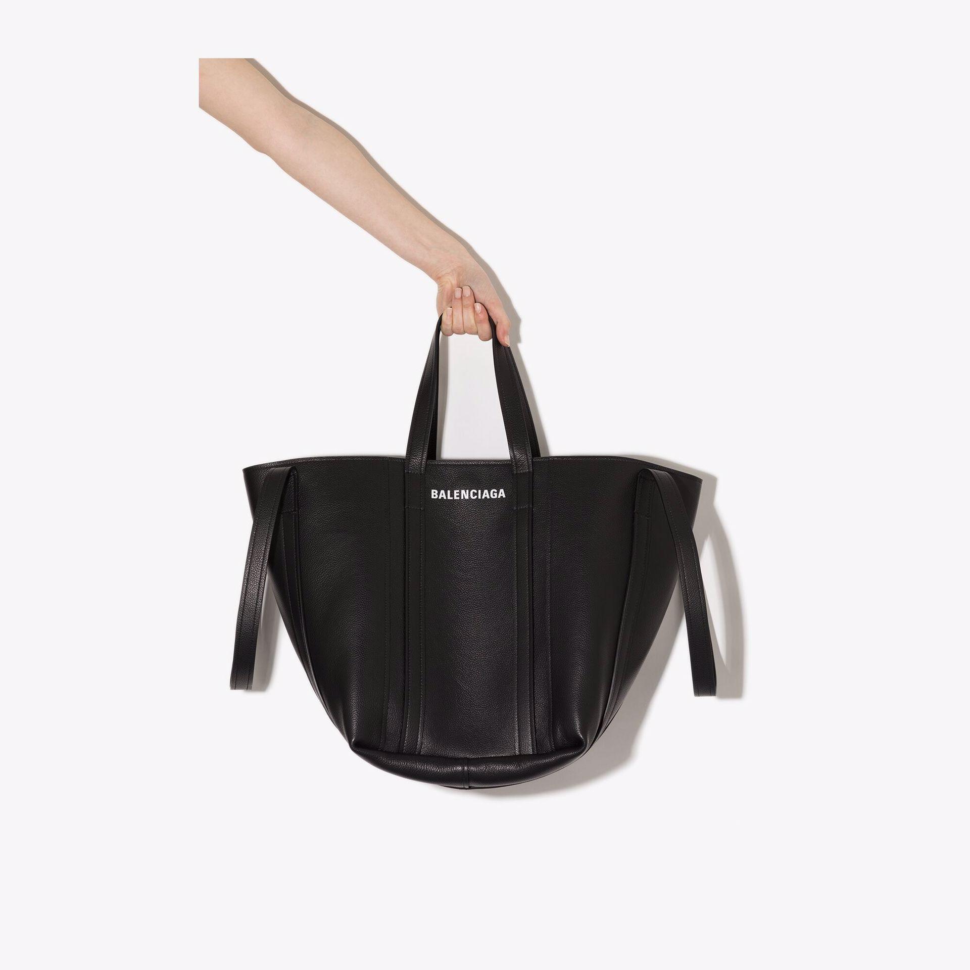 Balenciaga Black Everyday East-west Xl Leather Tote Bag