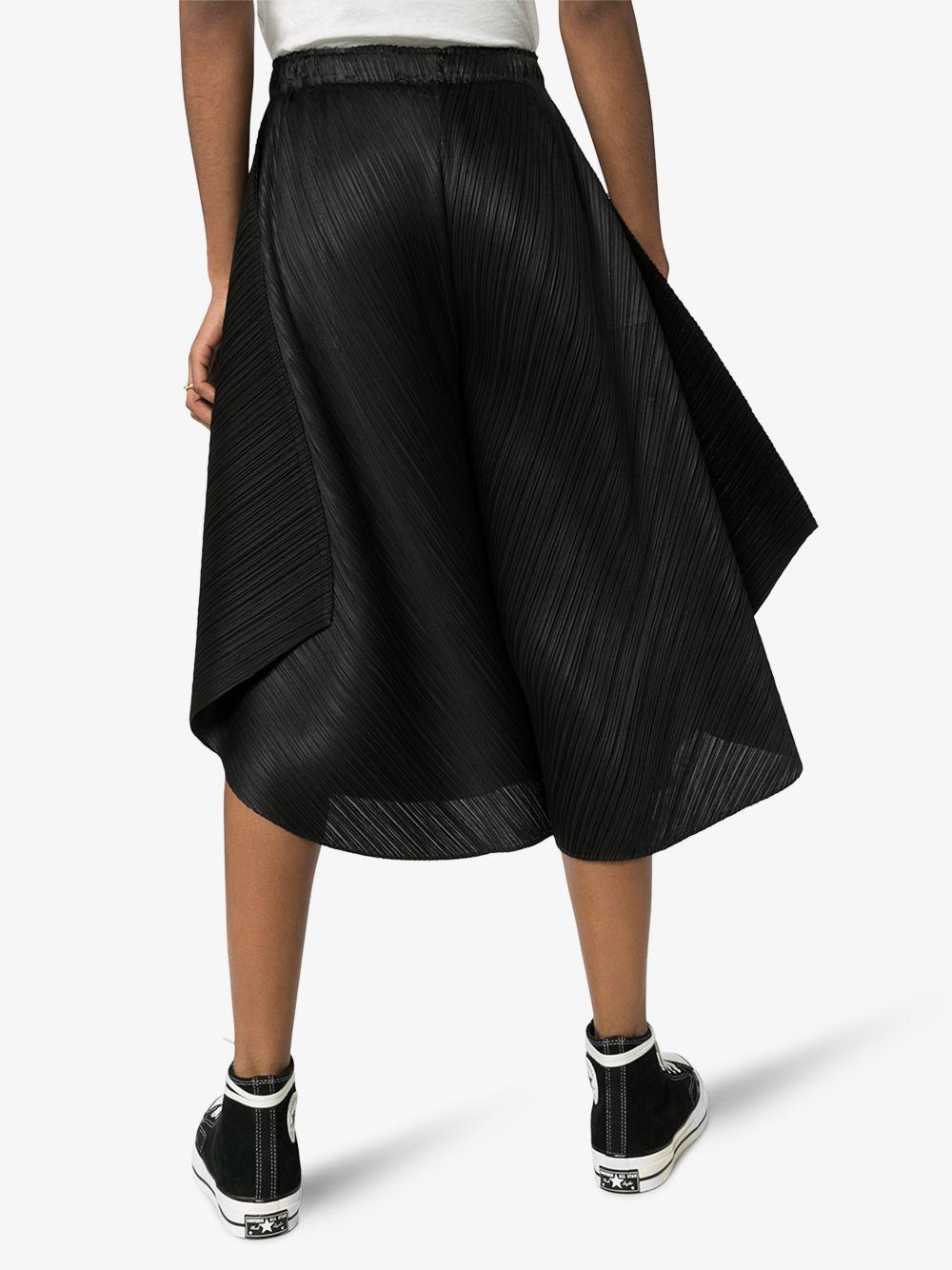 pleats please issey miyake plissé cropped trousers